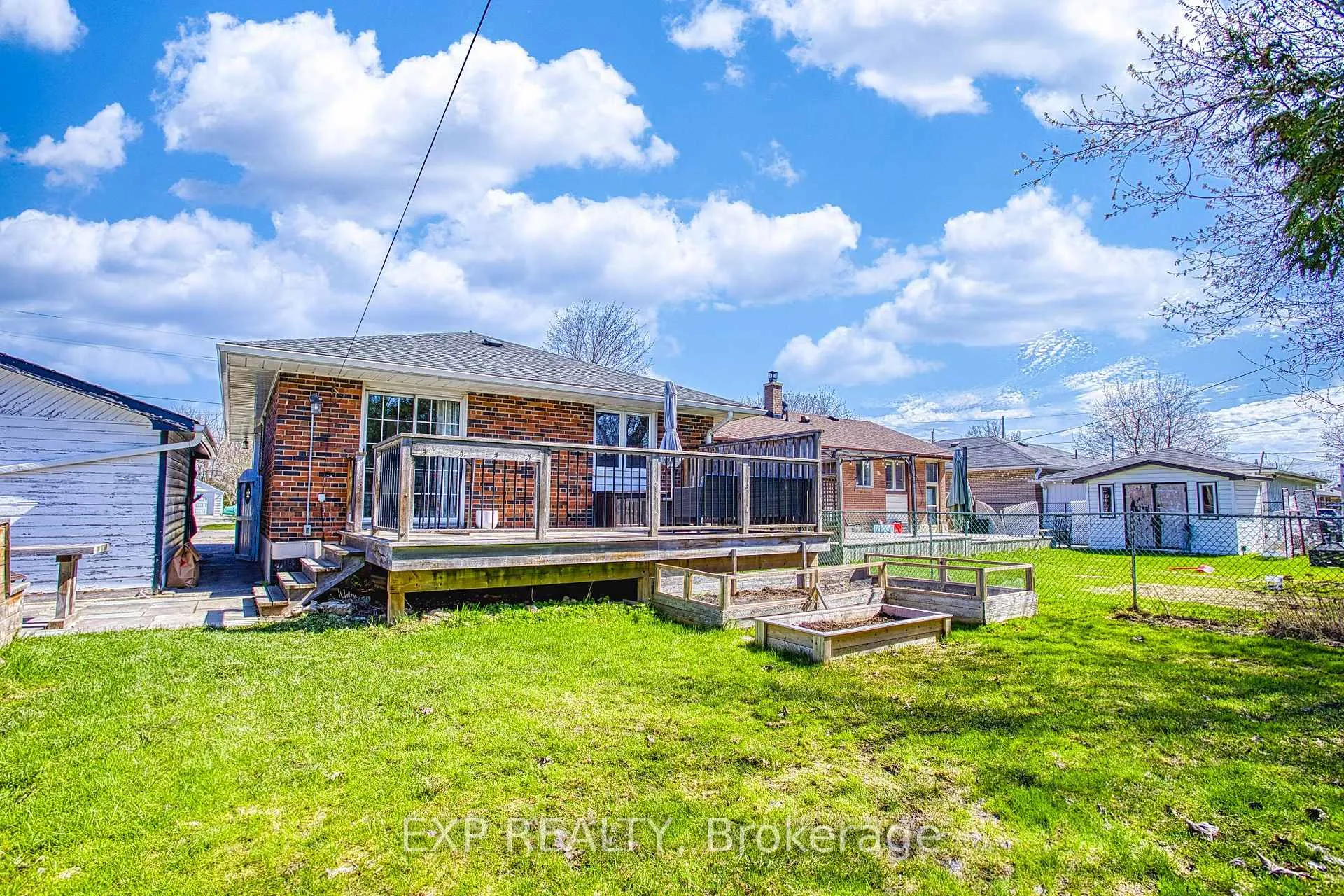 Photo 34 of 90 Prince Charles Drive, Halton Hills, Georgetown — HOMEH
