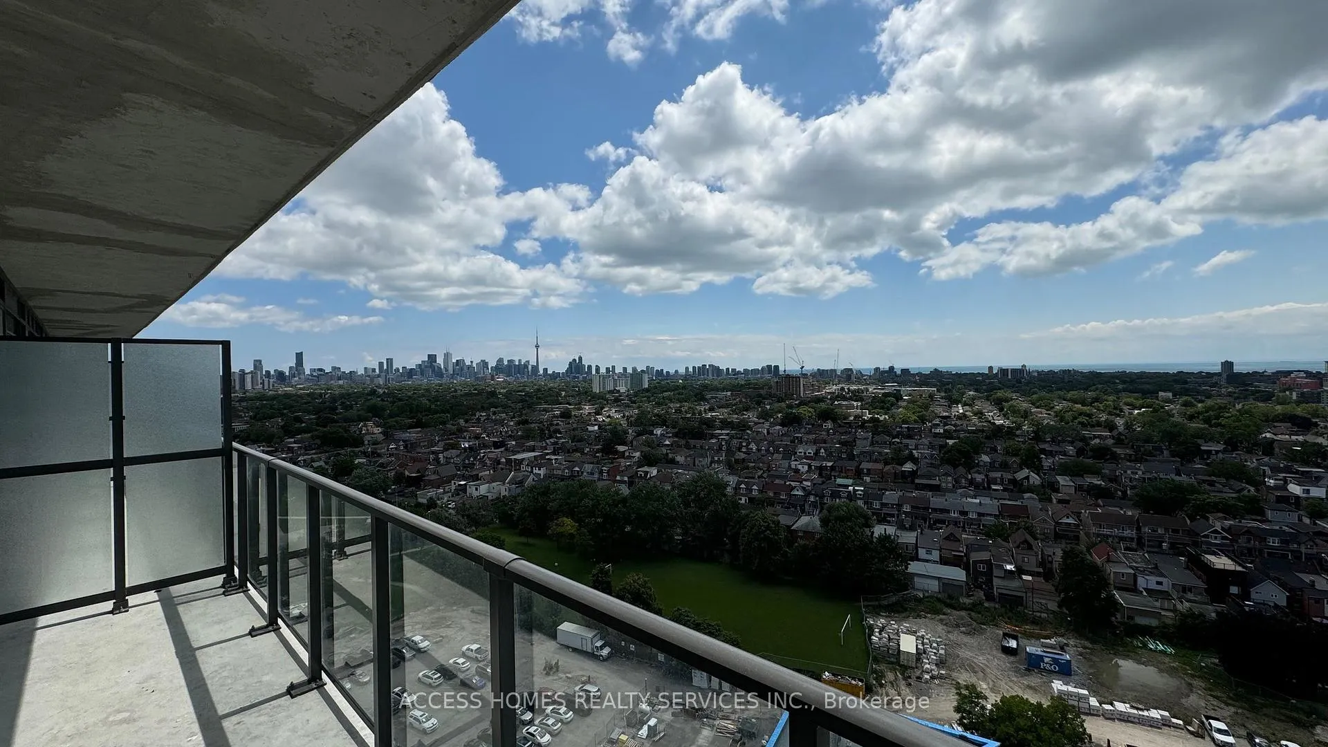Photo 14 of Unit 1601, 10 Graphophone Grove, Toronto, Dovercourt-Wallace Emerson-Junction — HOMEH