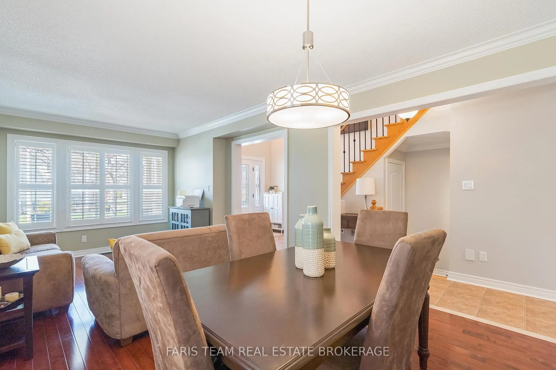 Photo 15 of 43 Maple Crown Terrace, Barrie, Innis-Shore — HOMEH