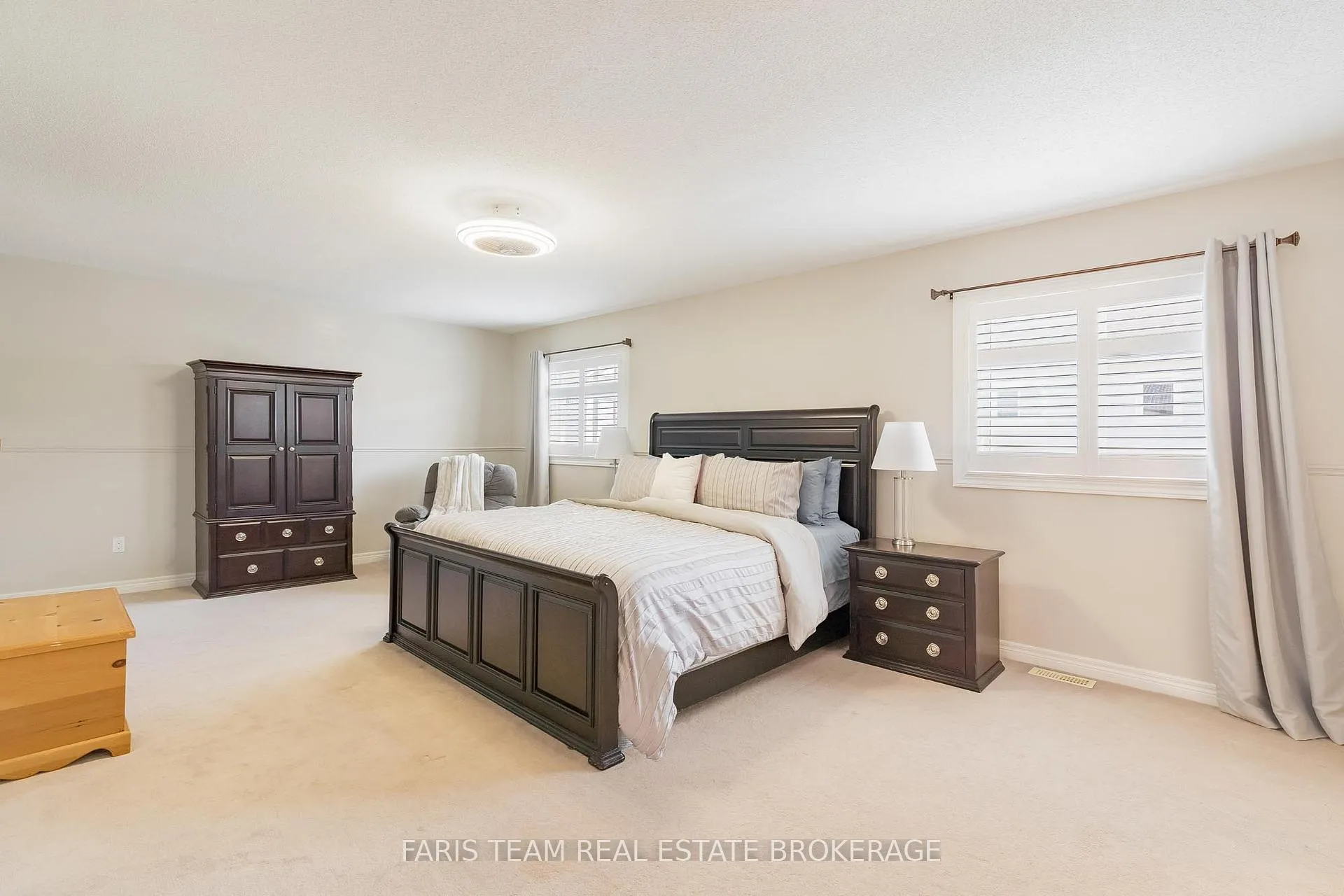 Photo 25 of 43 Maple Crown Terrace, Barrie, Innis-Shore — HOMEH