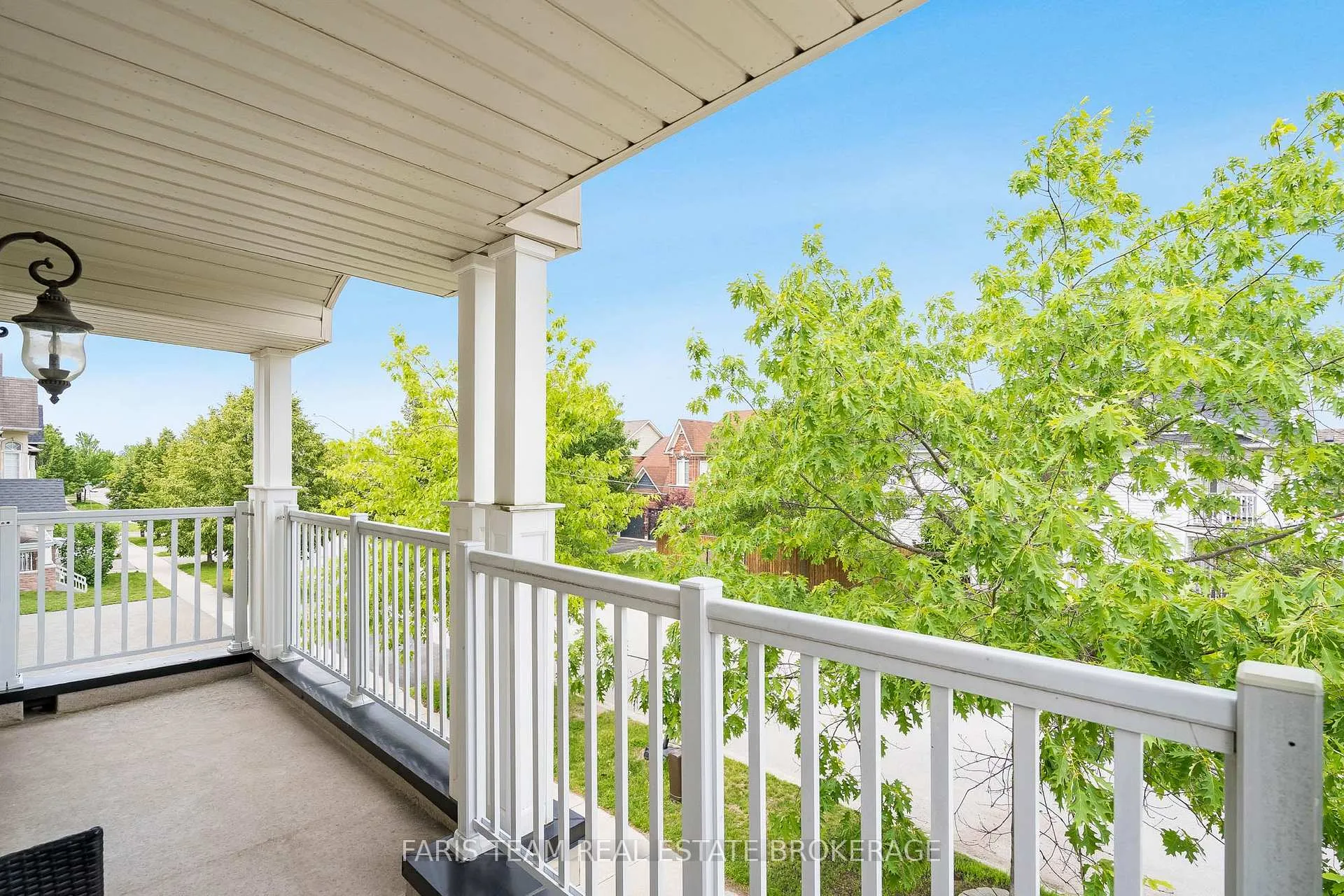 Photo 34 of 43 Maple Crown Terrace, Barrie, Innis-Shore — HOMEH