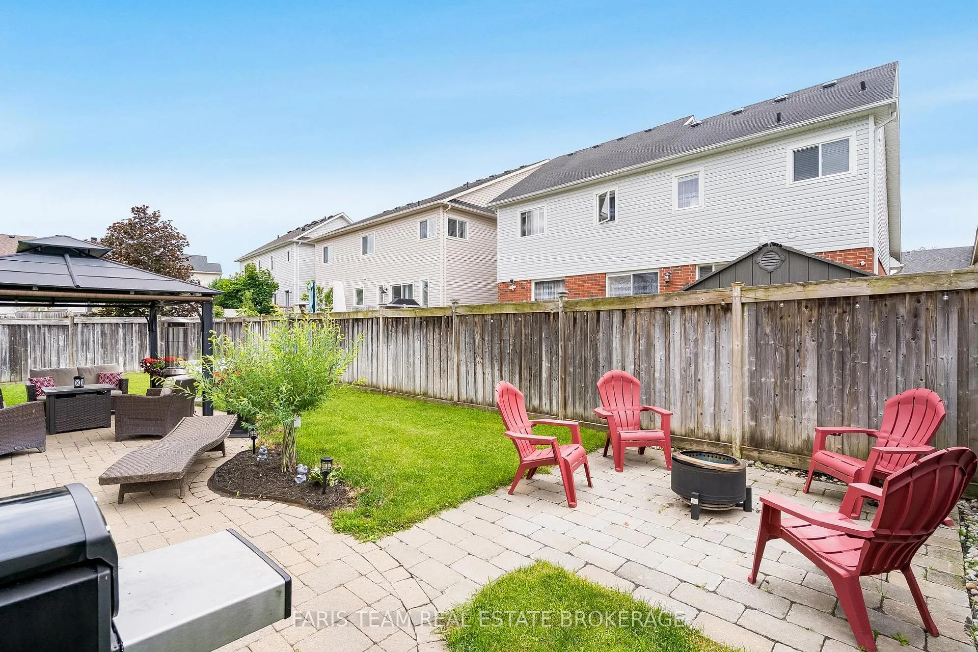 Photo 41 of 43 Maple Crown Terrace, Barrie, Innis-Shore — HOMEH