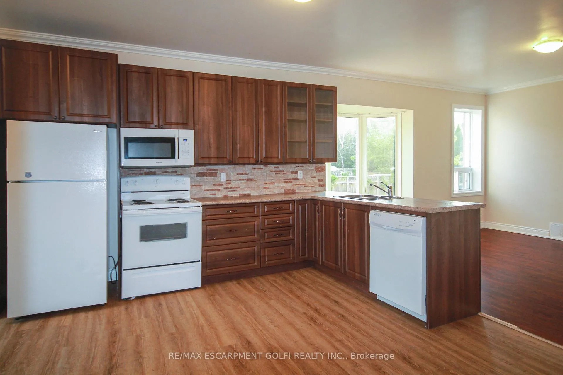 Photo 27 of 52 Cedar Avenue, Hamilton, Blakeley — HOMEH