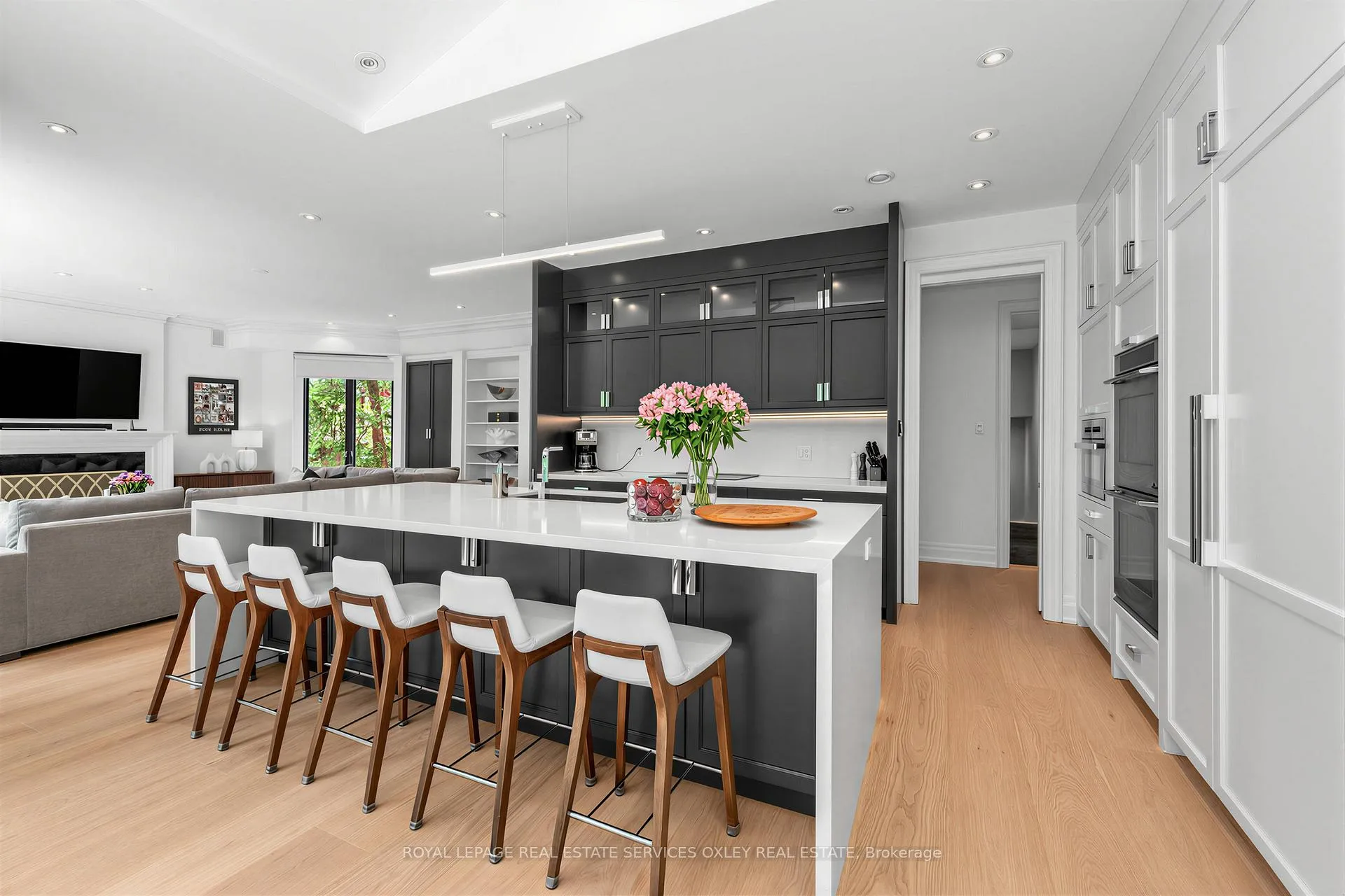Photo 7 of 7 Stratheden Road, North York, Bridle Path-Sunnybrook-York Mills — HOMEH