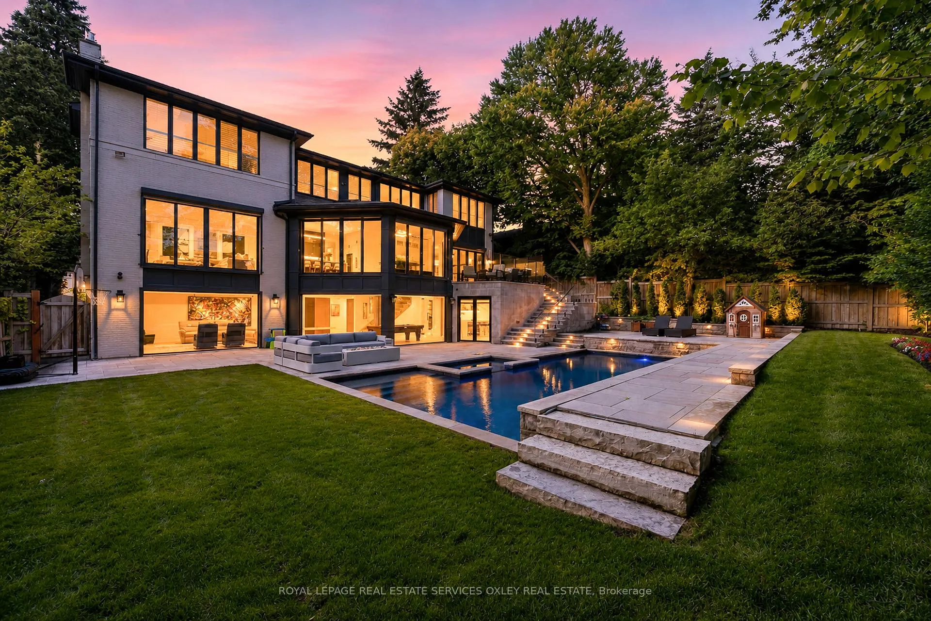 Photo 29 of 7 Stratheden Road, North York, Bridle Path-Sunnybrook-York Mills — HOMEH