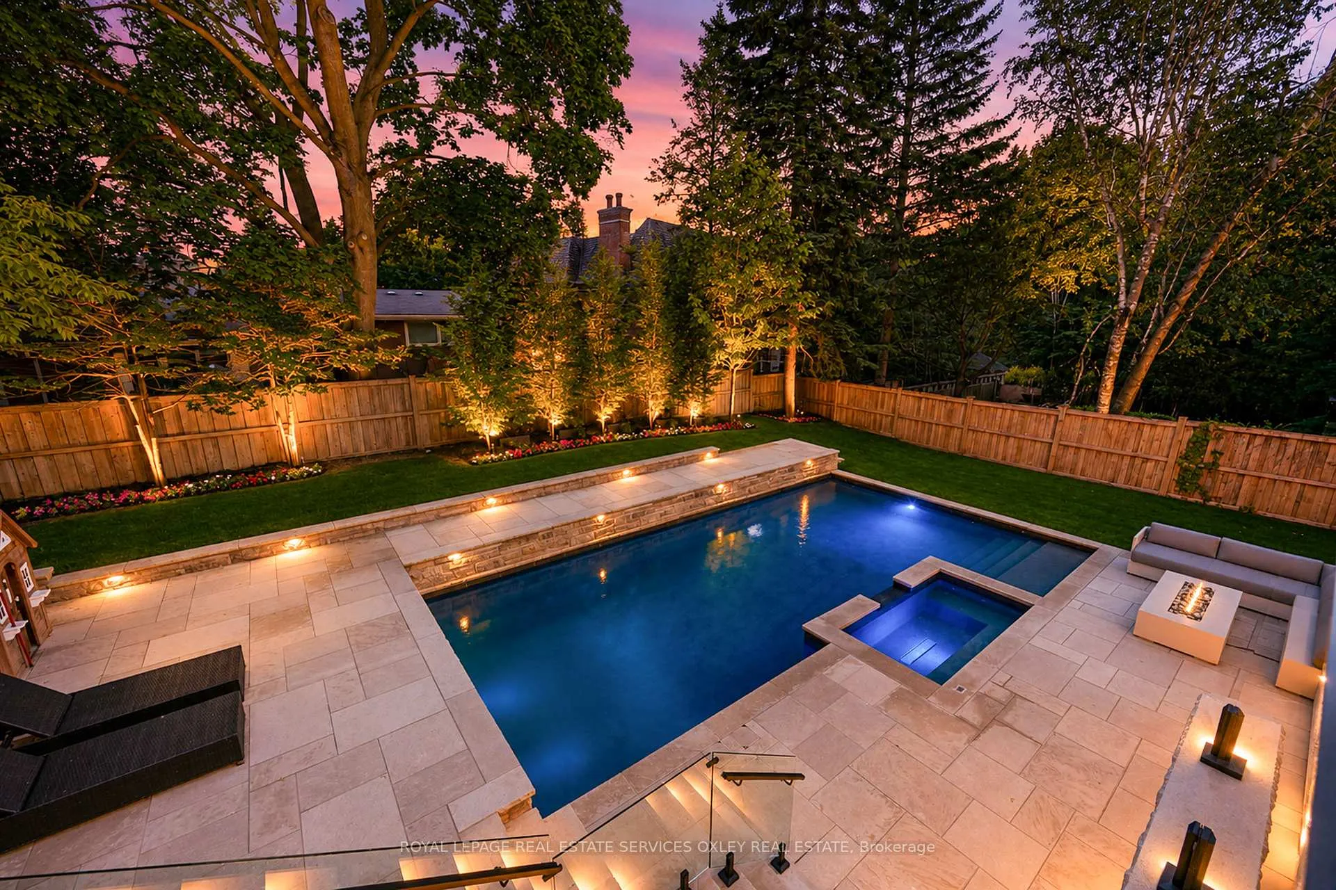 Photo 32 of 7 Stratheden Road, North York, Bridle Path-Sunnybrook-York Mills — HOMEH
