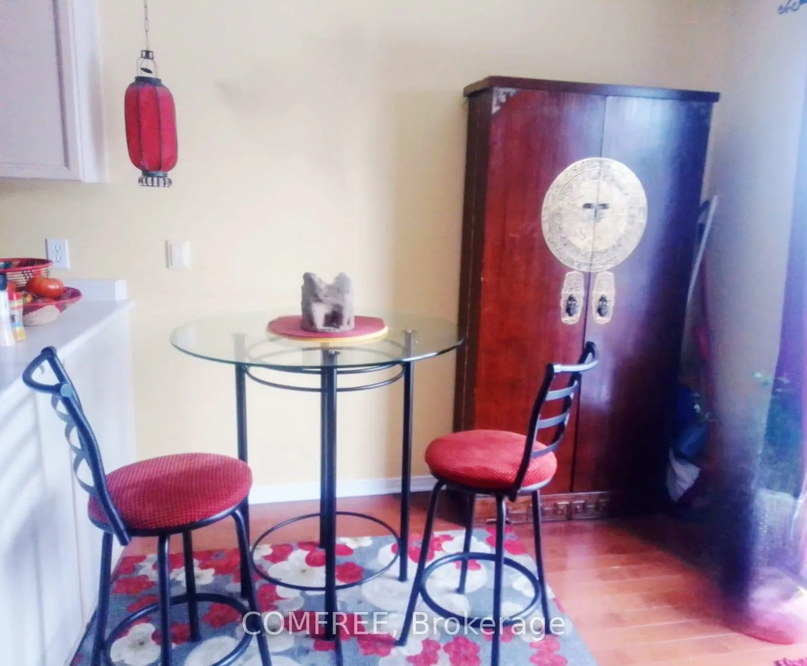 Photo 13 of 2215 Saturn Crescent, Ottawa, Fallingbrook/Gardenway South — HOMEH