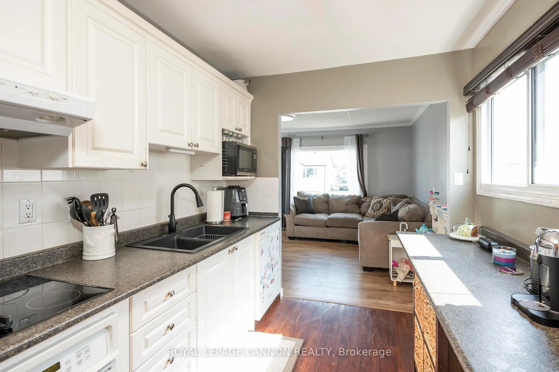 Photo 8 of 263 Christina Street E, Thunder Bay, Westfort — HOMEH