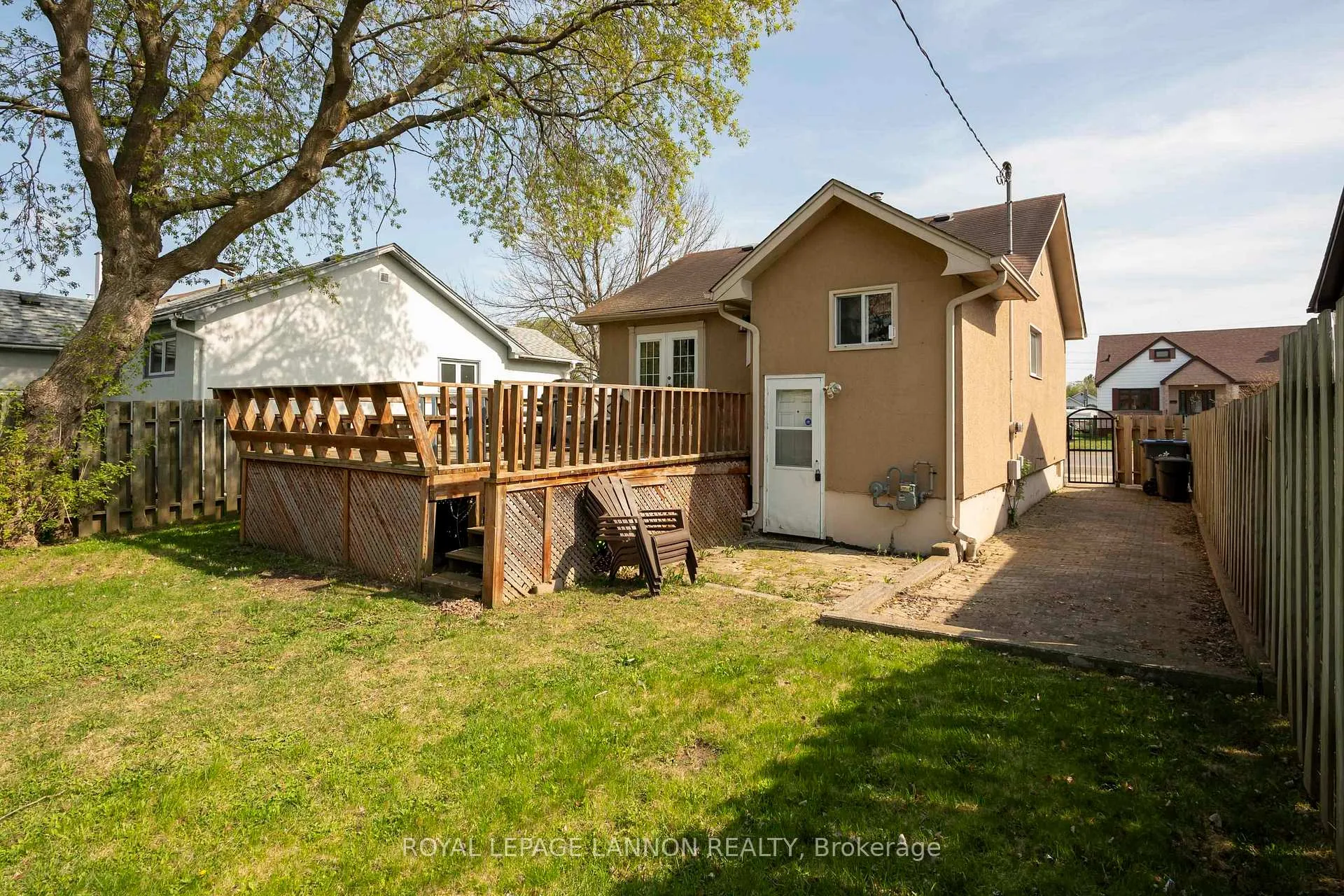 Photo 24 of 263 Christina Street E, Thunder Bay, Westfort — HOMEH