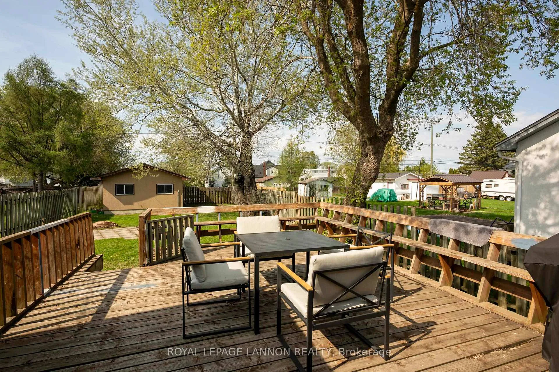 Photo 25 of 263 Christina Street E, Thunder Bay, Westfort — HOMEH