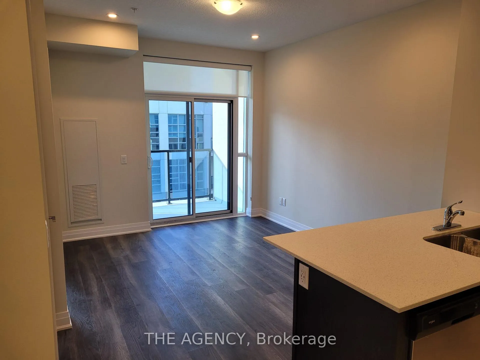 Photo 1 of Unit 533, 16 Concord Place, Grimsby, Grimsby Beach — HOMEH