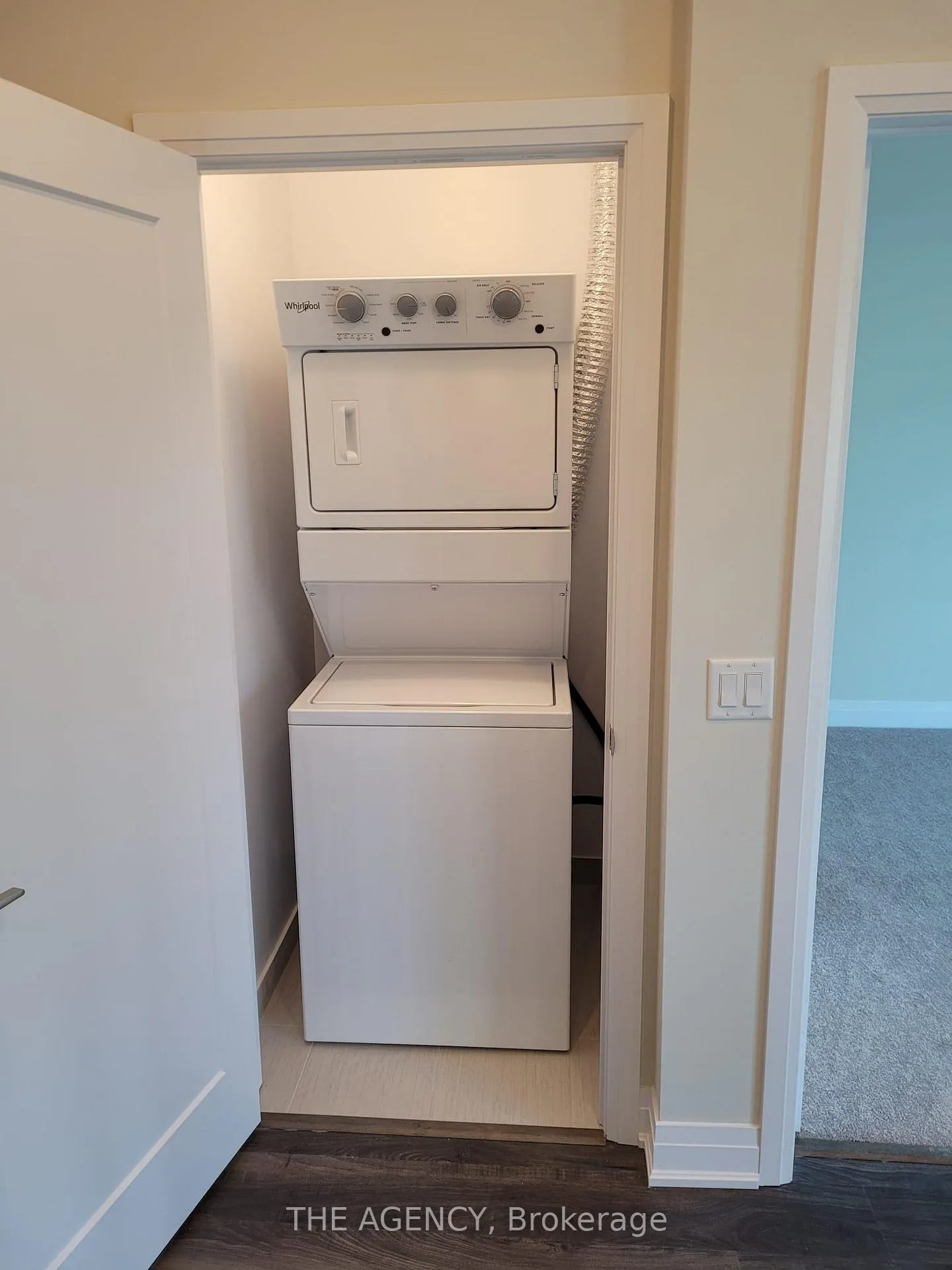 Photo 2 of Unit 533, 16 Concord Place, Grimsby, Grimsby Beach — HOMEH