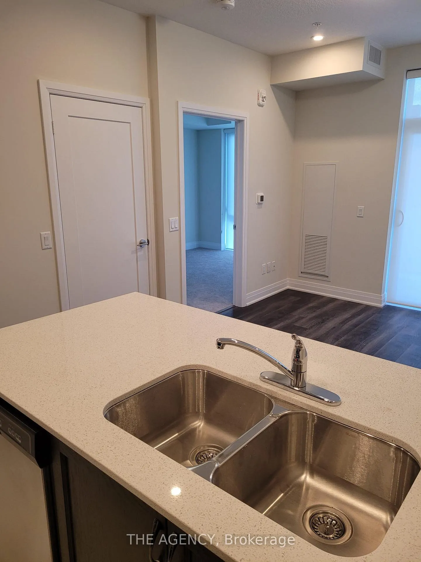 Photo 12 of Unit 533, 16 Concord Place, Grimsby, Grimsby Beach — HOMEH