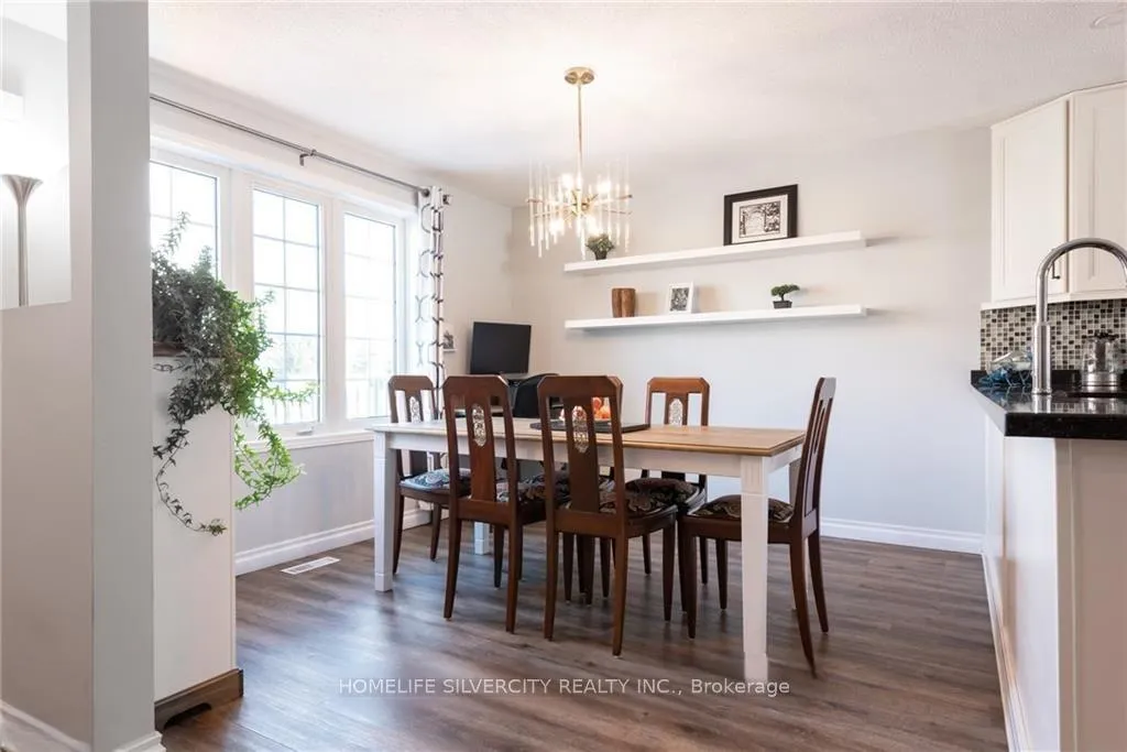 Photo 3 of 141 Athabaska Road, Barrie, Holly — HOMEH