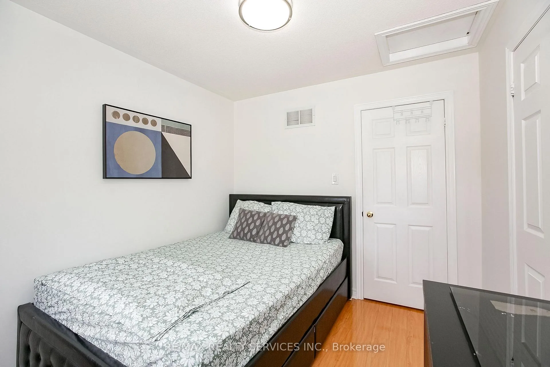 Photo 19 of 14 Eaglefield Gate, Brampton, Fletcher's Meadow — HOMEH