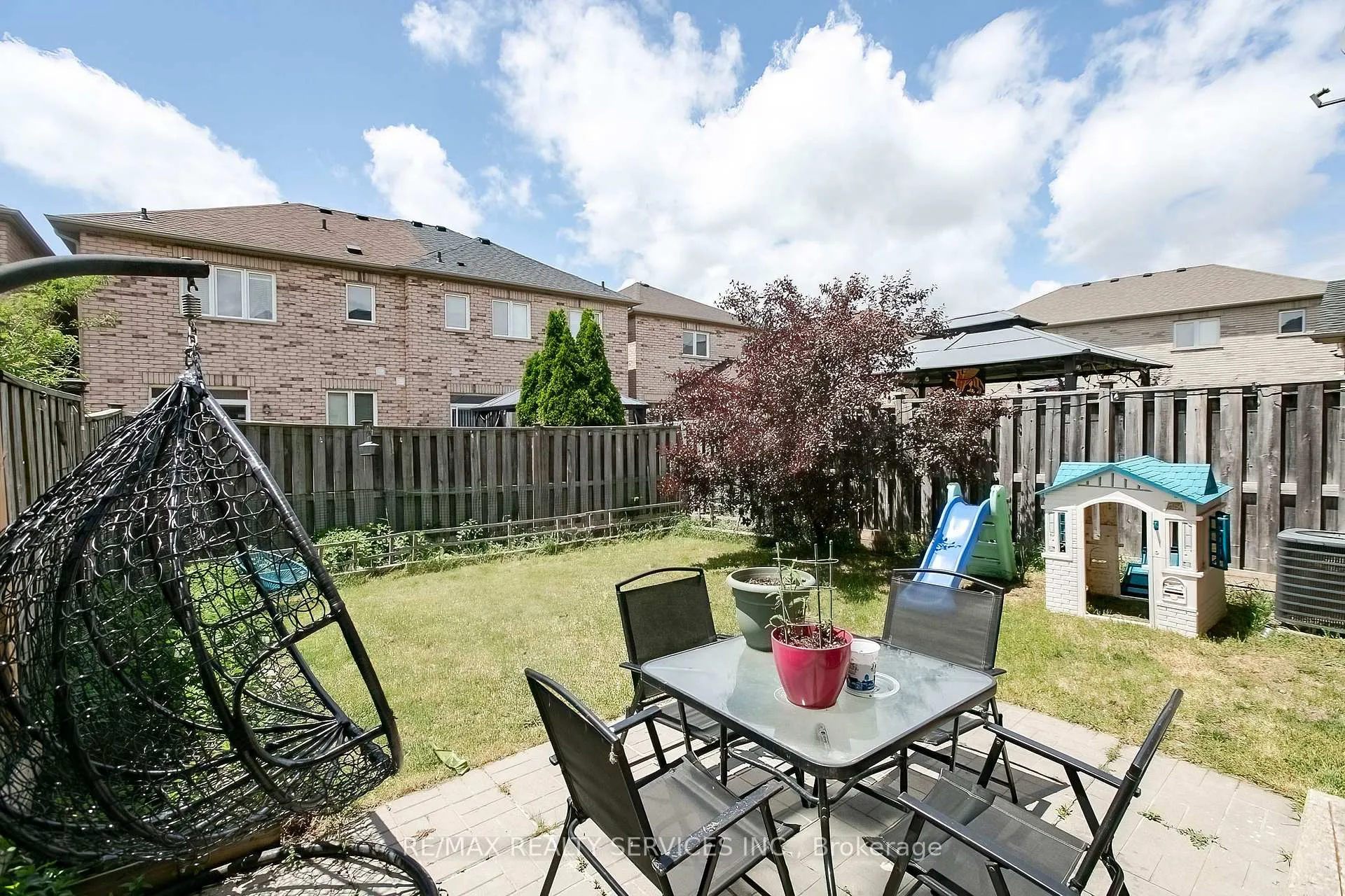Photo 35 of 14 Eaglefield Gate, Brampton, Fletcher's Meadow — HOMEH
