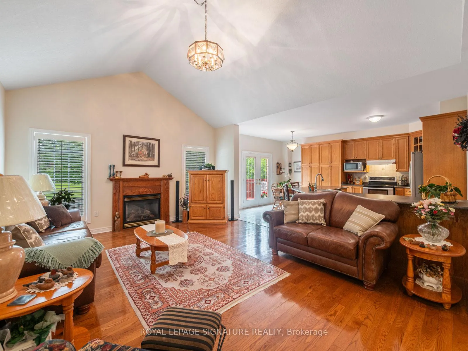 Photo 6 of 85 Ferncroft Drive, Georgina, Historic Lakeshore Communities — HOMEH