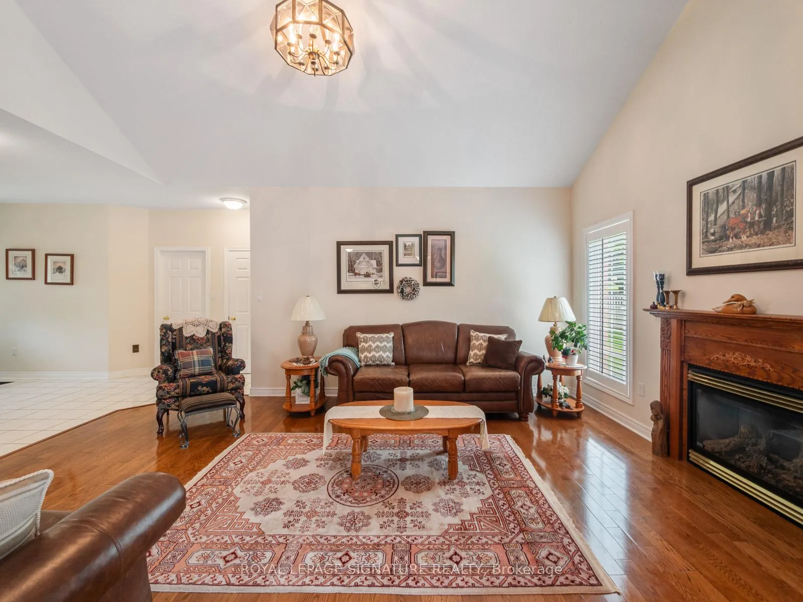 Photo 8 of 85 Ferncroft Drive, Georgina, Historic Lakeshore Communities — HOMEH