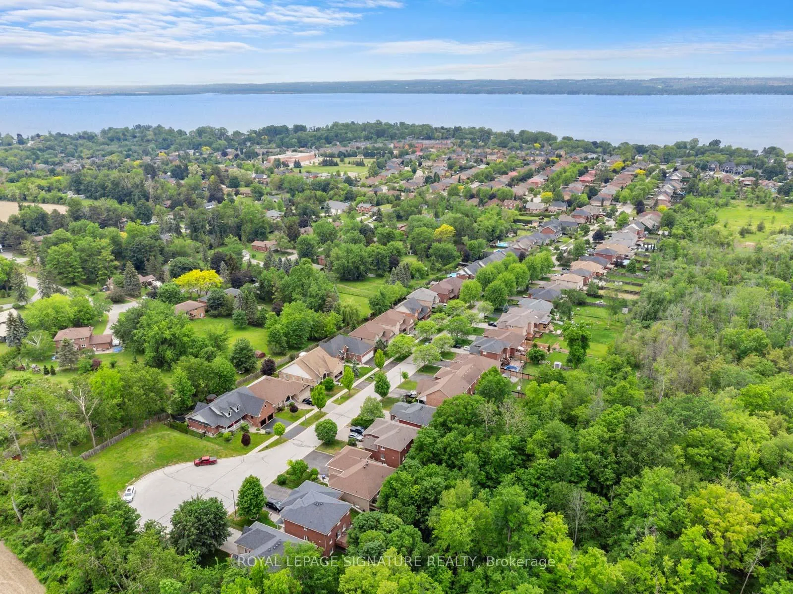 Photo 38 of 85 Ferncroft Drive, Georgina, Historic Lakeshore Communities — HOMEH