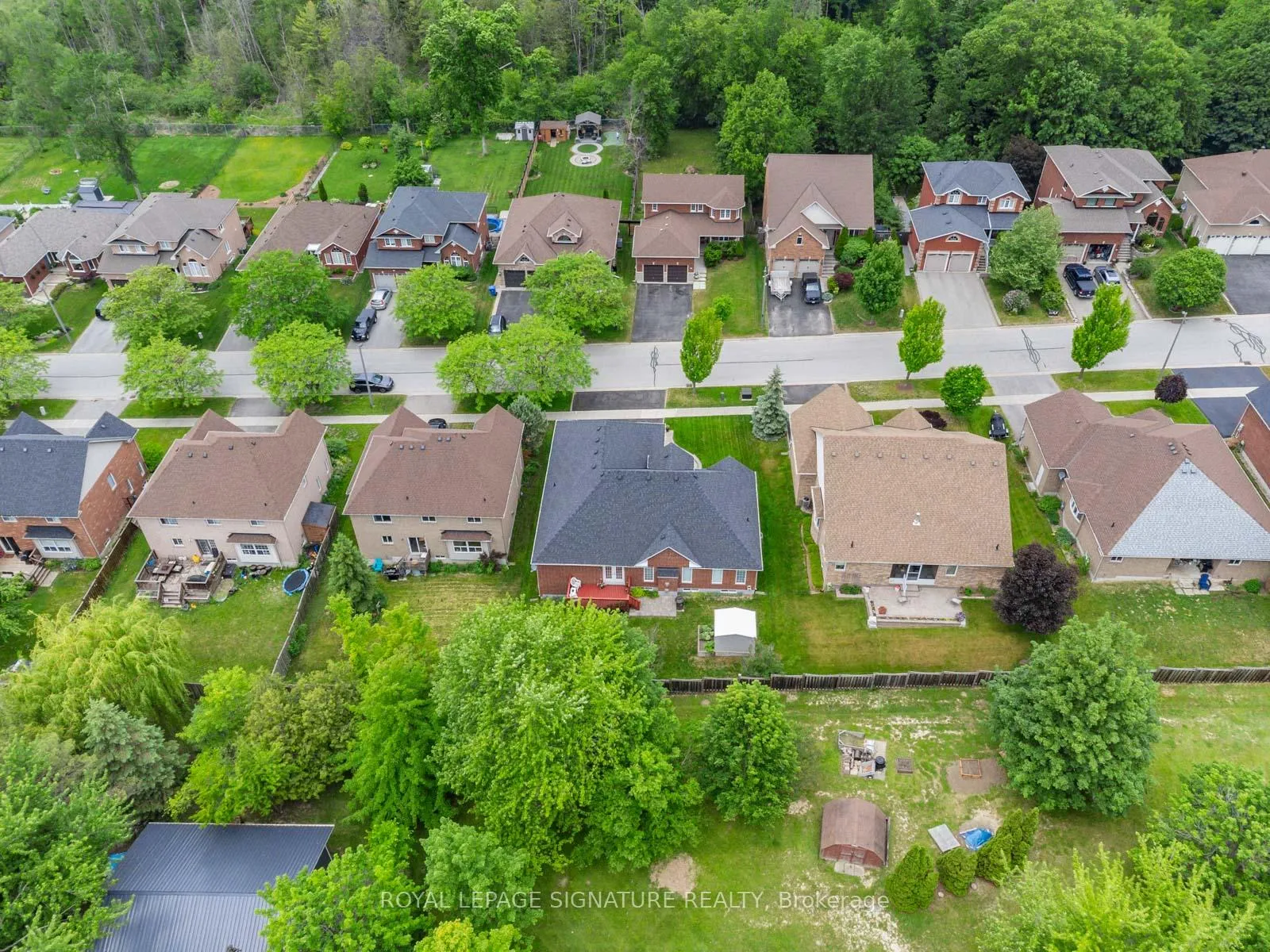 Photo 40 of 85 Ferncroft Drive, Georgina, Historic Lakeshore Communities — HOMEH