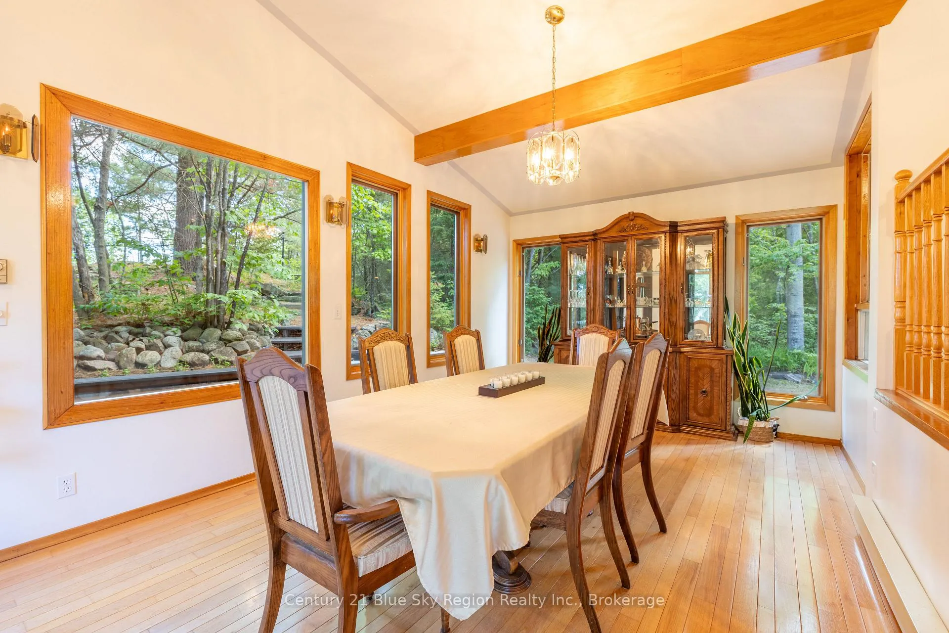 Photo 10 of 370 Highway 17 E, North Bay, Birchaven — HOMEH