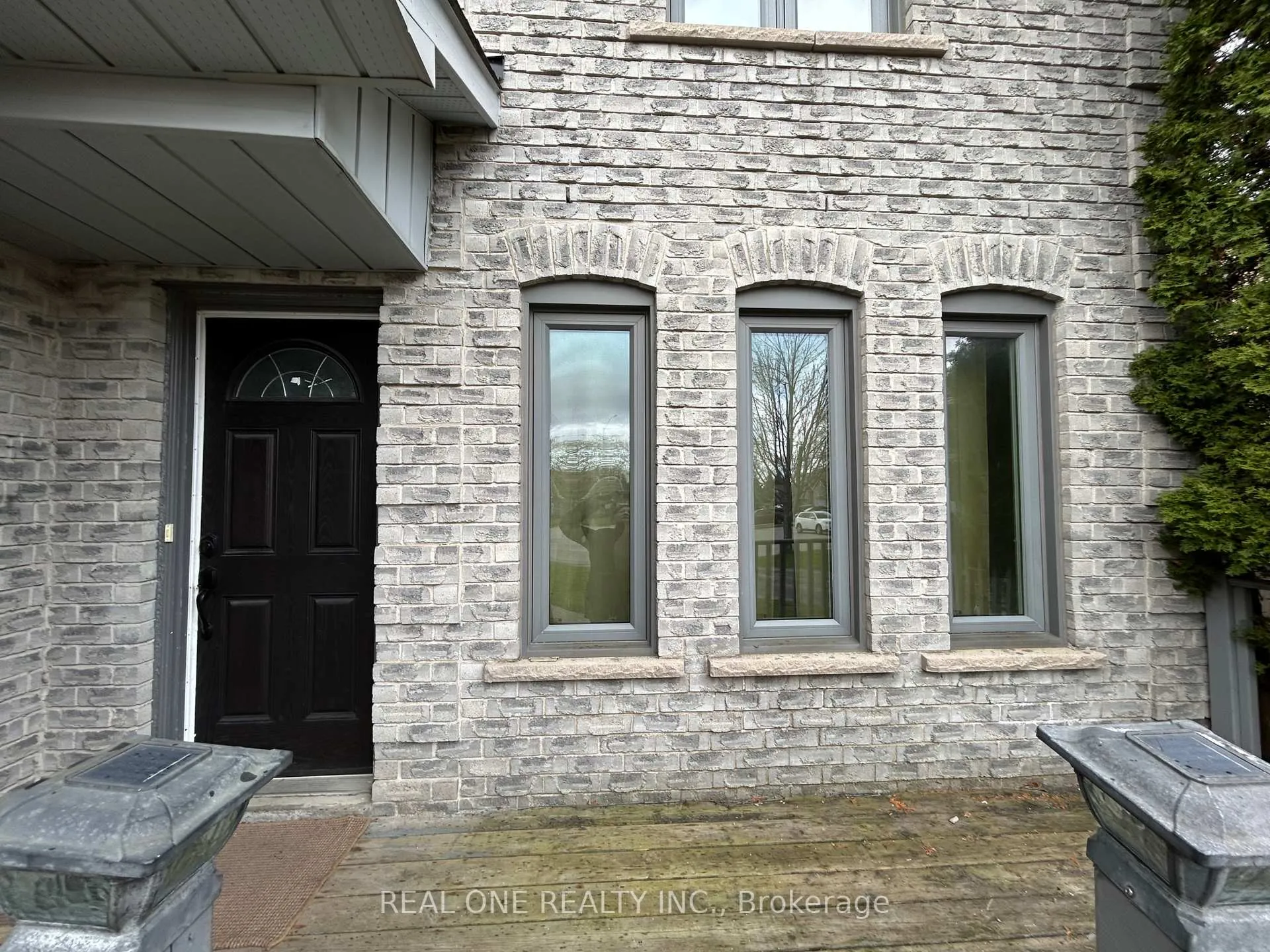 Photo 6 of 19 Blair Crescent, Barrie, Grove East — HOMEH