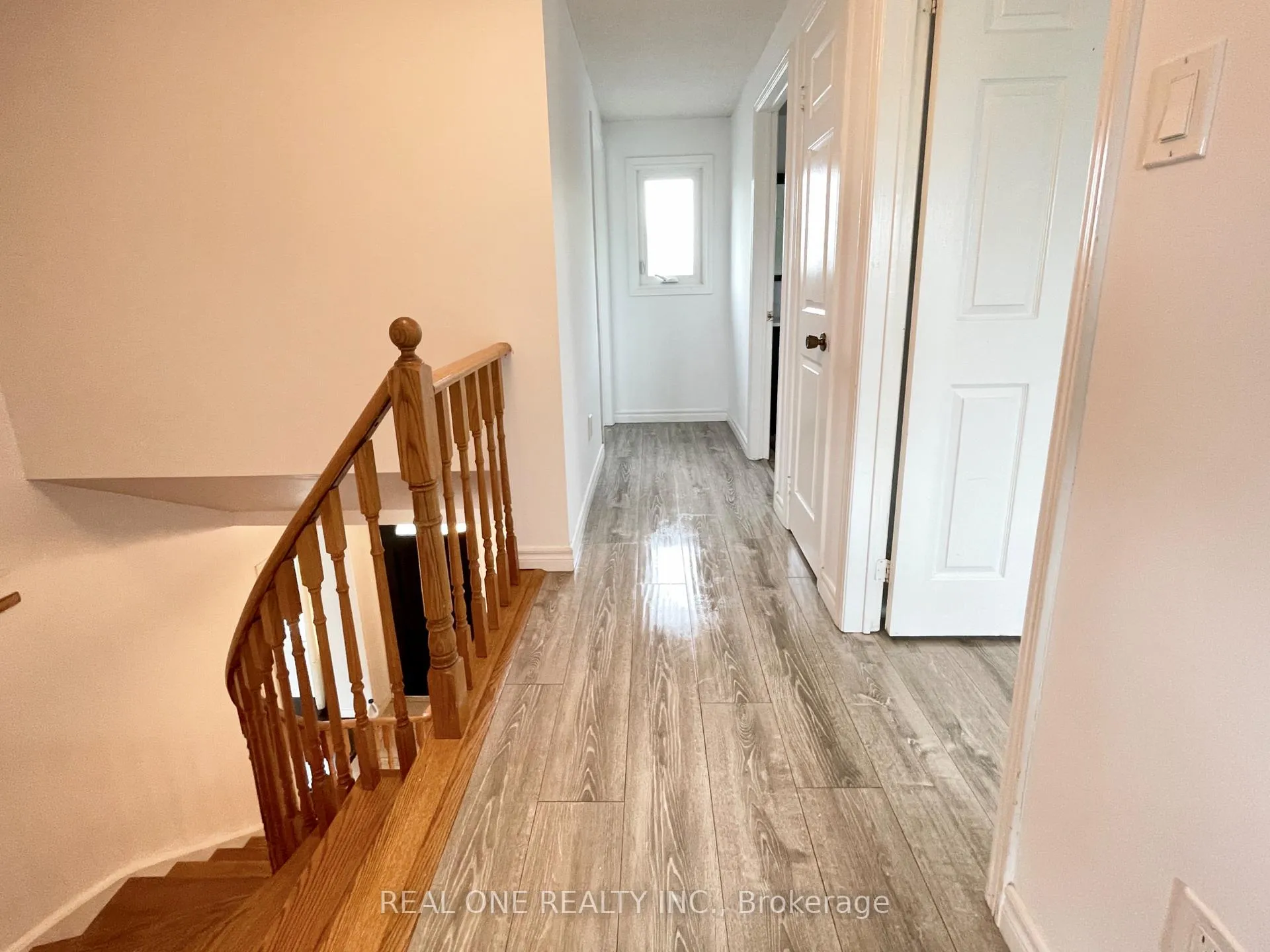 Photo 28 of 19 Blair Crescent, Barrie, Grove East — HOMEH