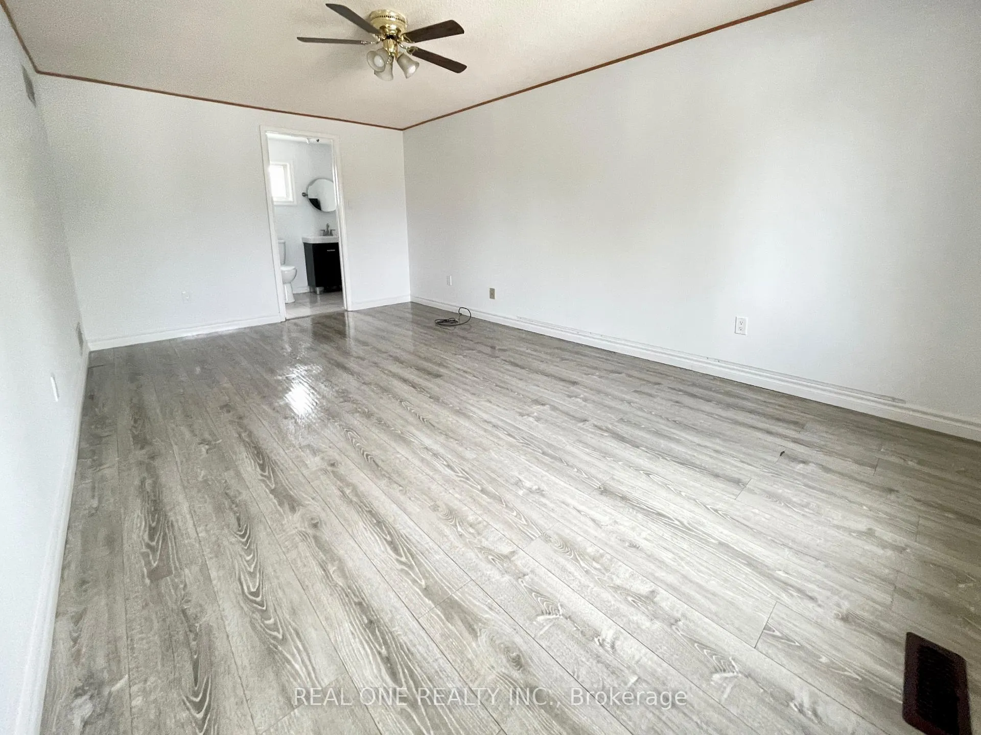 Photo 30 of 19 Blair Crescent, Barrie, Grove East — HOMEH
