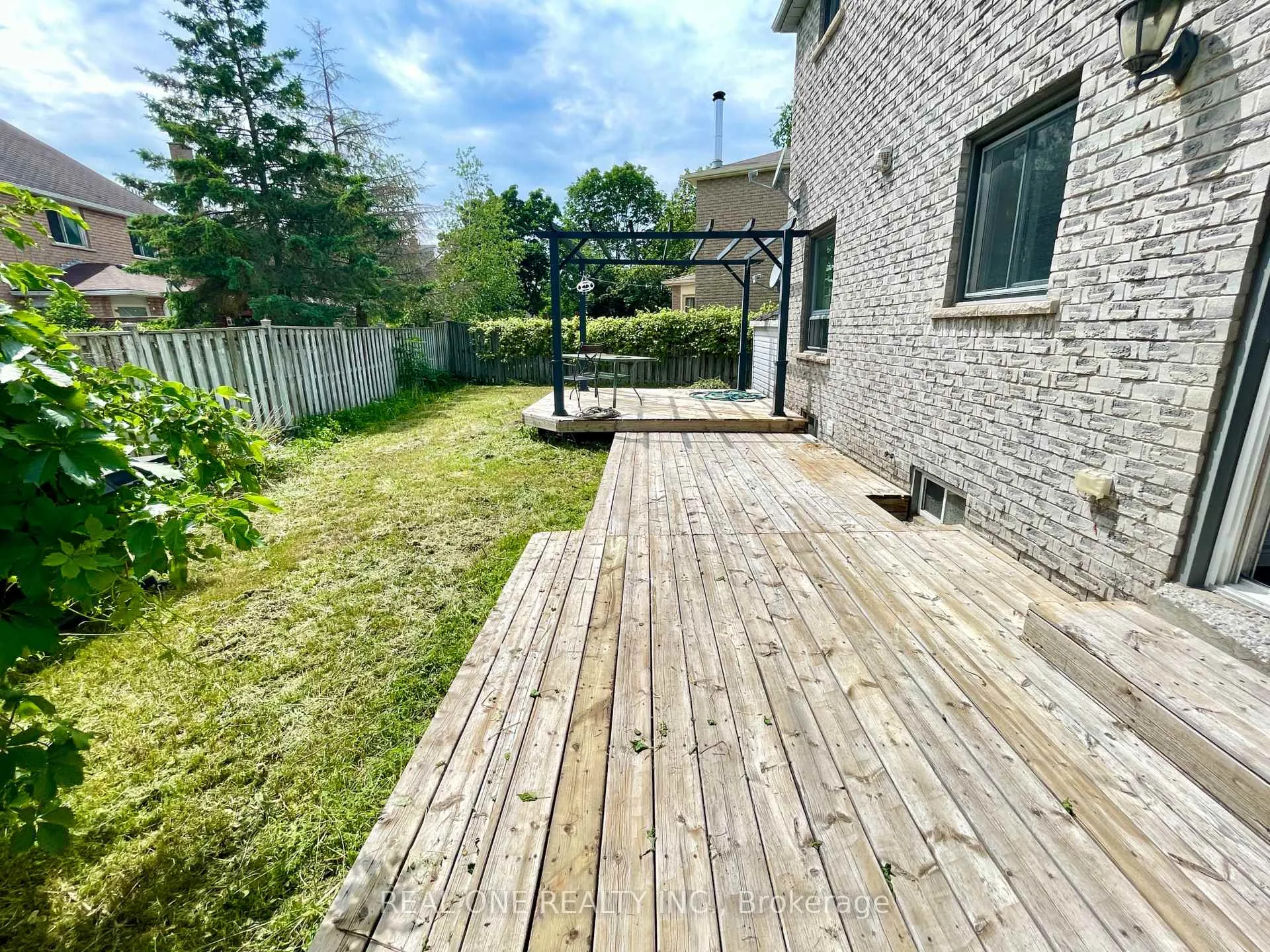 Photo 41 of 19 Blair Crescent, Barrie, Grove East — HOMEH