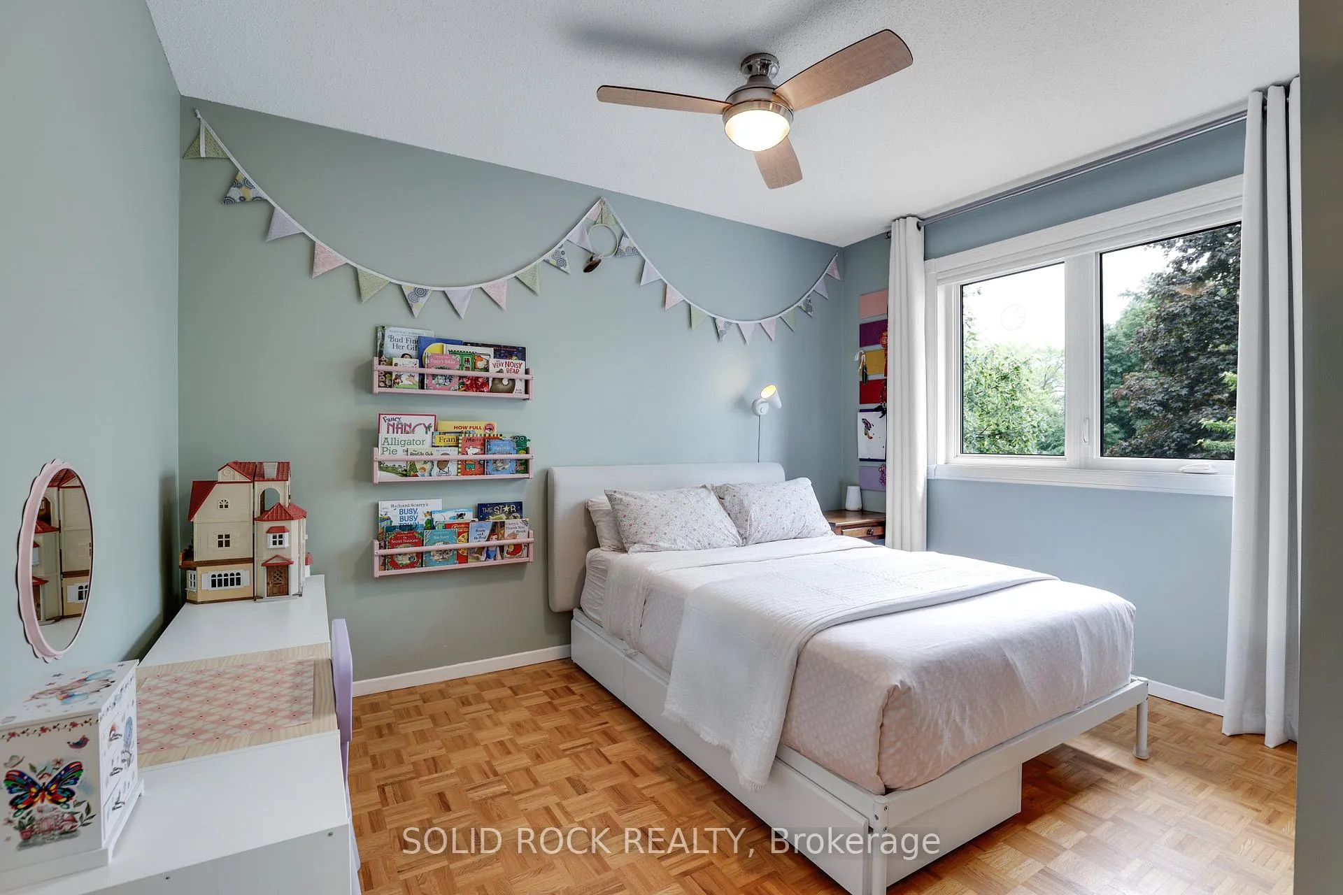 Photo 19 of 97 Beachview Private, Ottawa, Mooneys Bay/Riverside Park — HOMEH