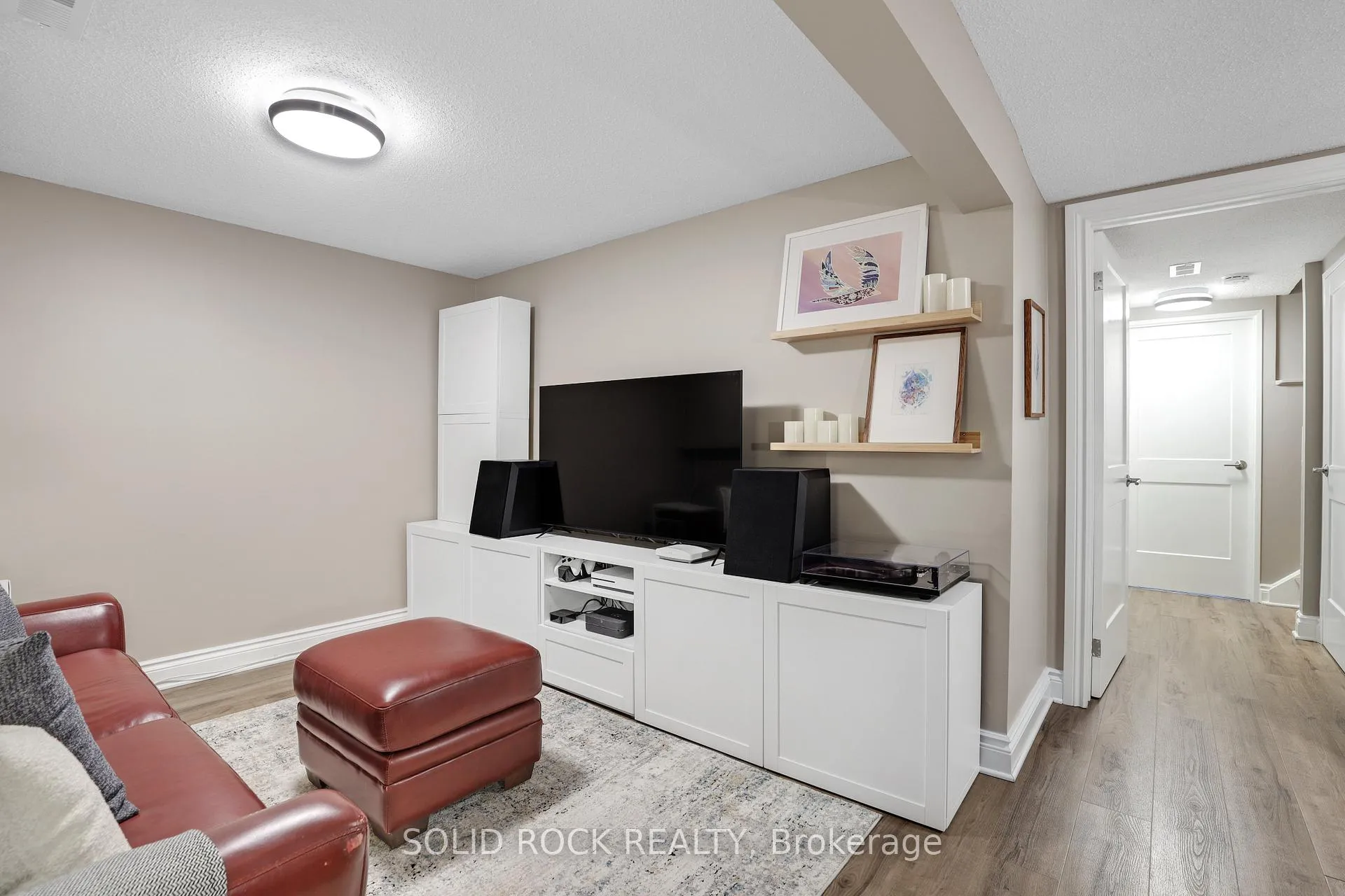 Photo 23 of 97 Beachview Private, Ottawa, Mooneys Bay/Riverside Park — HOMEH