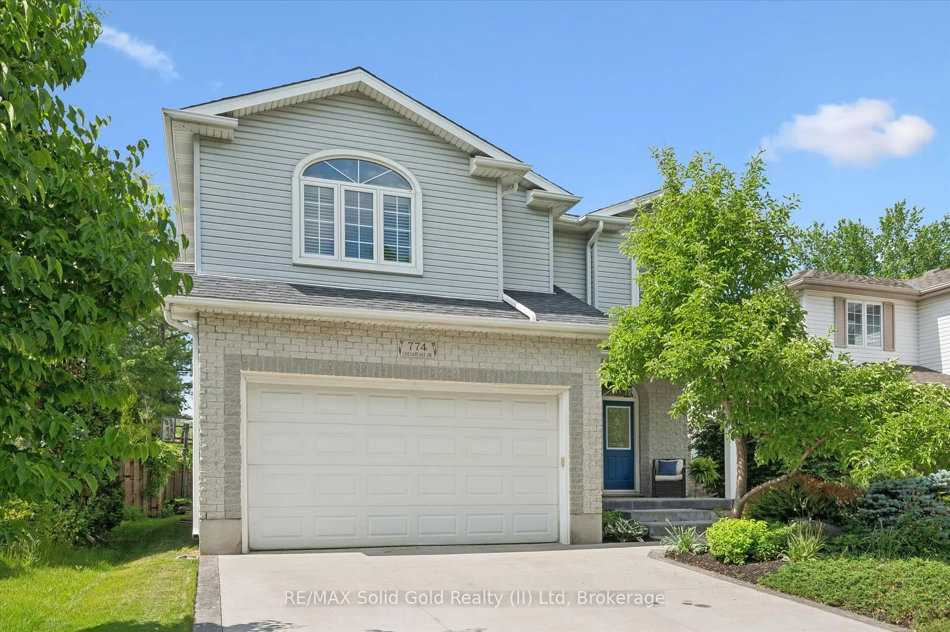 Photo 2 of 774 Chesapeake Drive, Waterloo — HOMEH