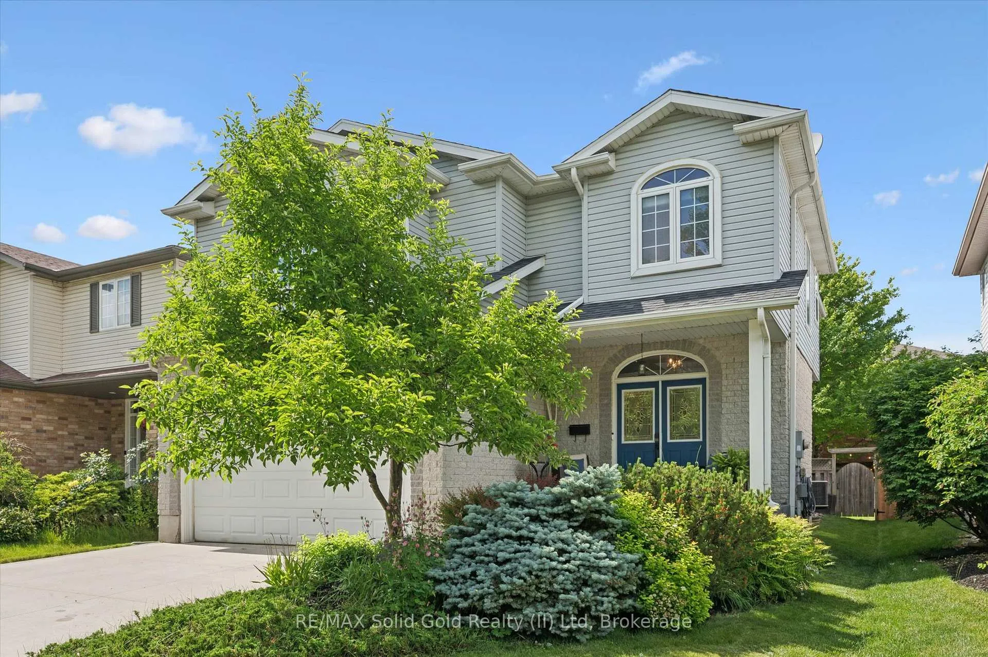 Photo 3 of 774 Chesapeake Drive, Waterloo — HOMEH