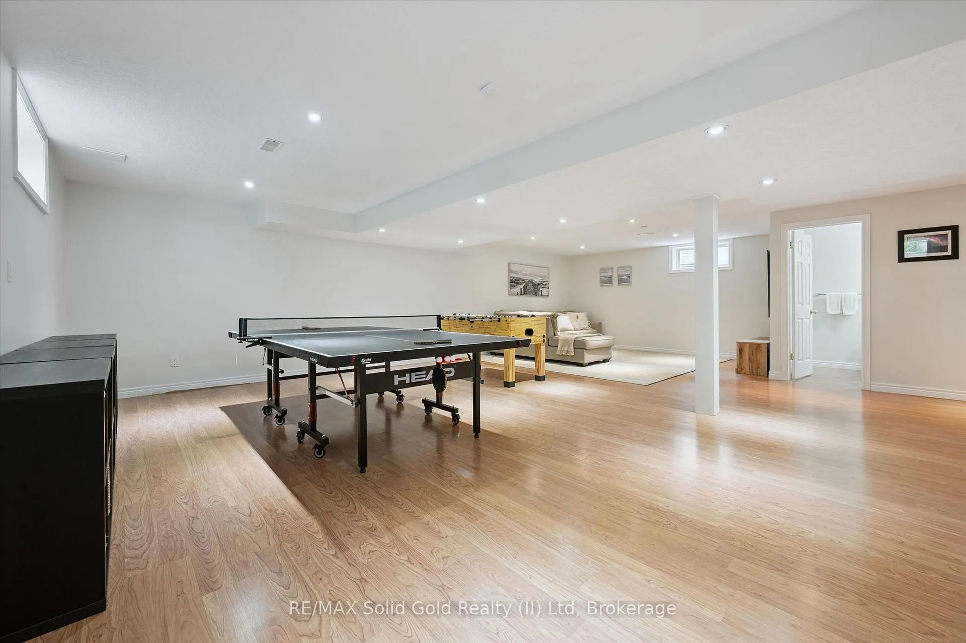 Photo 31 of 774 Chesapeake Drive, Waterloo — HOMEH