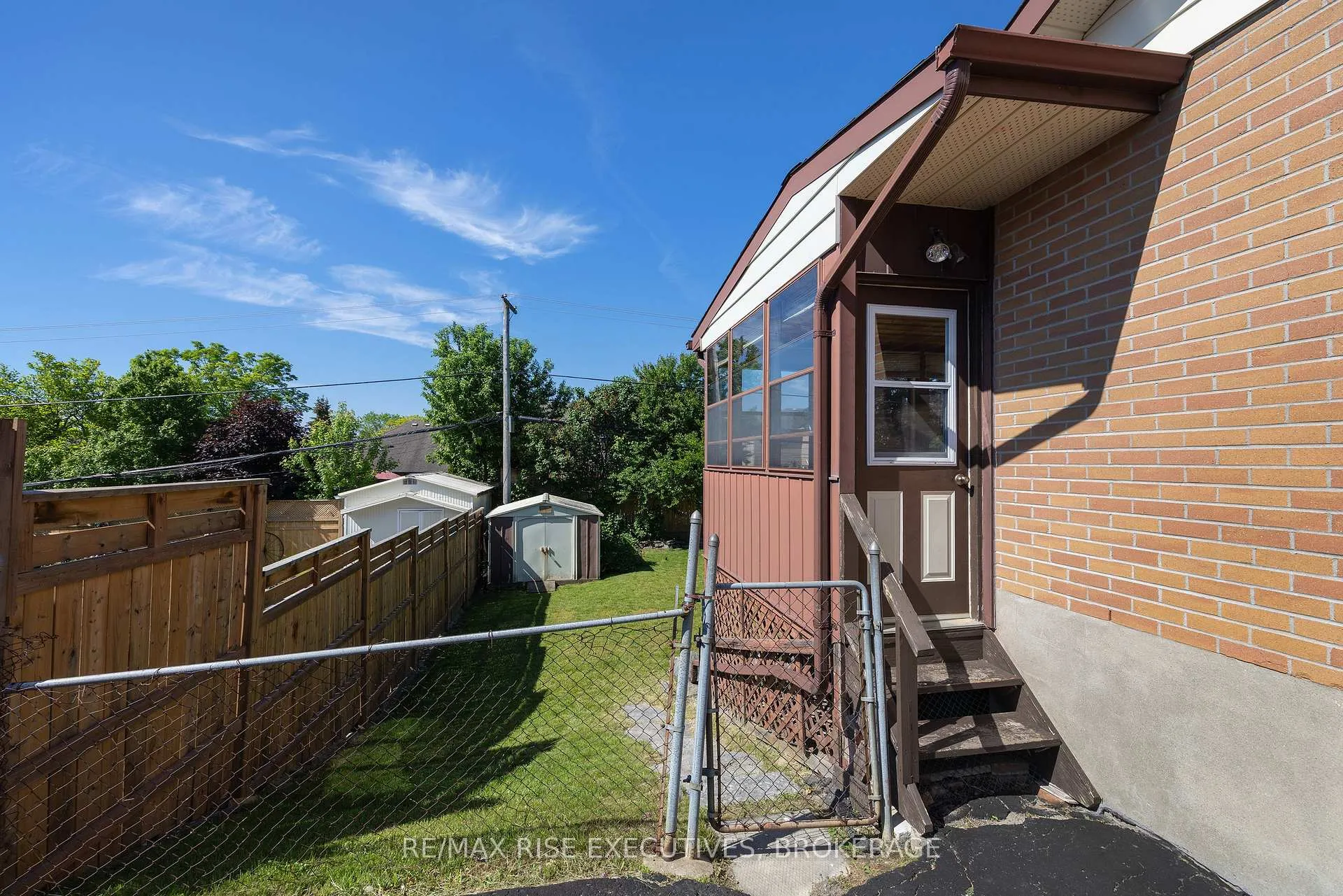Photo 4 of 1055 Lincoln Drive, Kingston, South of Taylor-Kidd Blvd — HOMEH