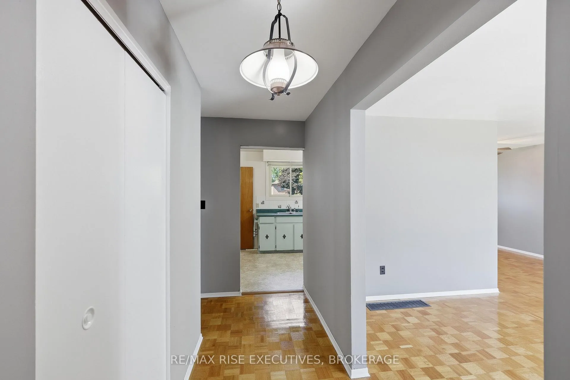 Photo 6 of 1055 Lincoln Drive, Kingston, South of Taylor-Kidd Blvd — HOMEH