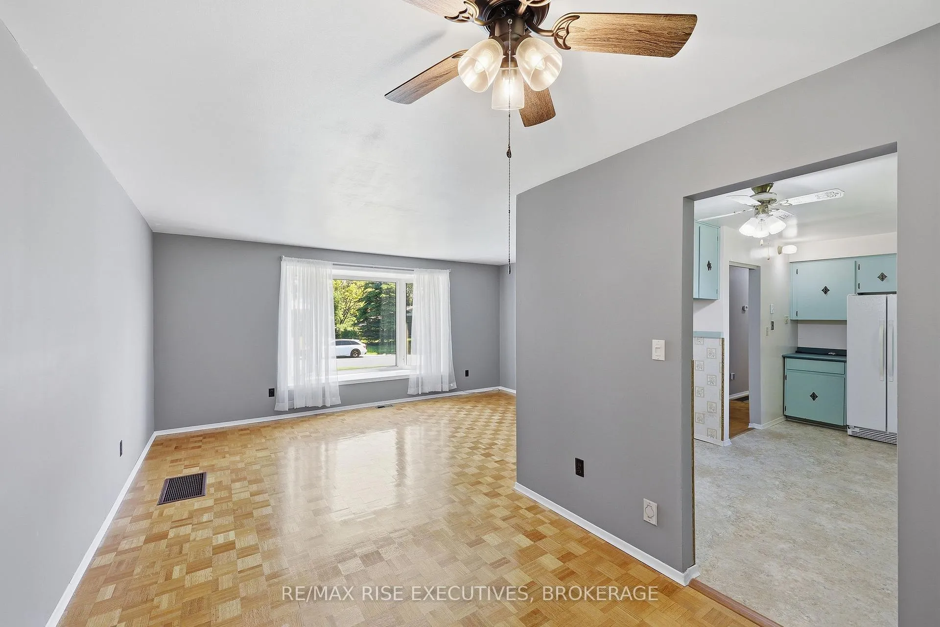 Photo 11 of 1055 Lincoln Drive, Kingston, South of Taylor-Kidd Blvd — HOMEH