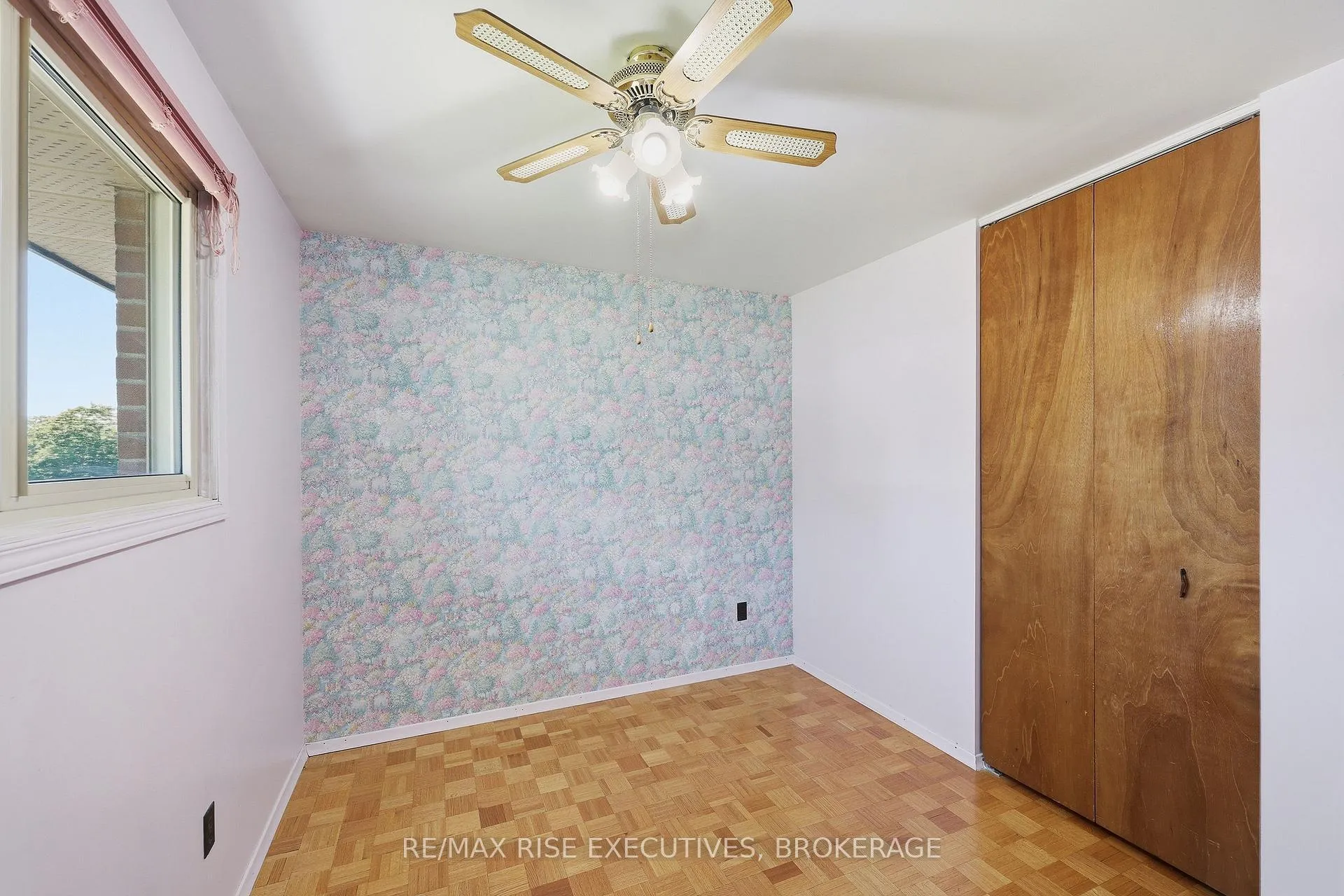Photo 20 of 1055 Lincoln Drive, Kingston, South of Taylor-Kidd Blvd — HOMEH