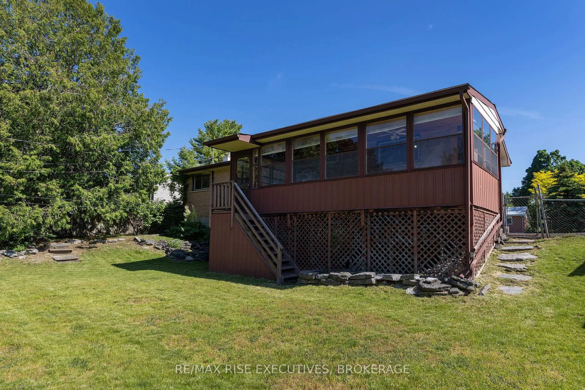 Photo 41 of 1055 Lincoln Drive, Kingston, South of Taylor-Kidd Blvd — HOMEH