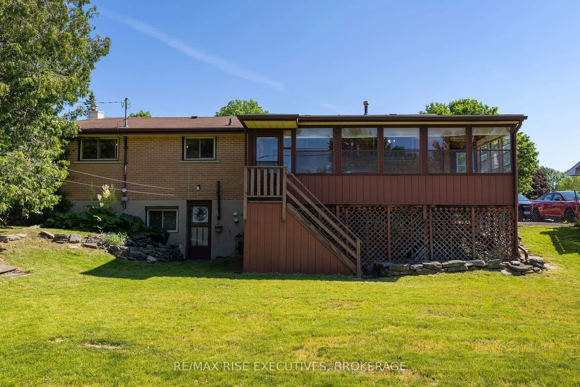Photo 43 of 1055 Lincoln Drive, Kingston, South of Taylor-Kidd Blvd — HOMEH