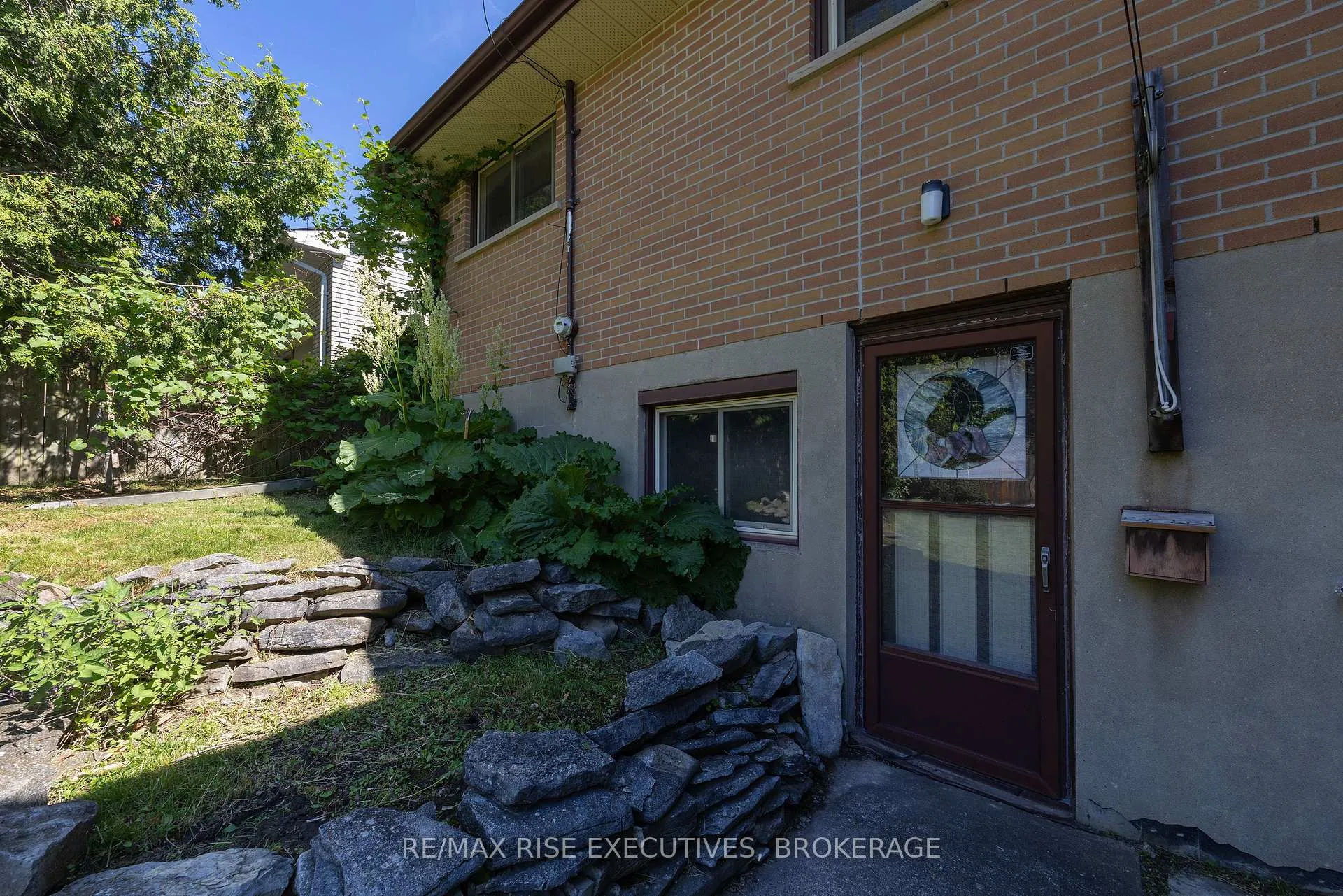 Photo 44 of 1055 Lincoln Drive, Kingston, South of Taylor-Kidd Blvd — HOMEH