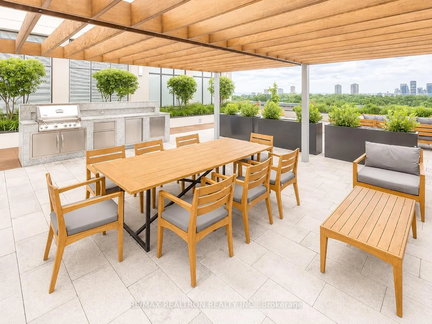 Photo 17 of Unit 415, 2 Old Mill Drive, Toronto, High Park-Swansea — HOMEH