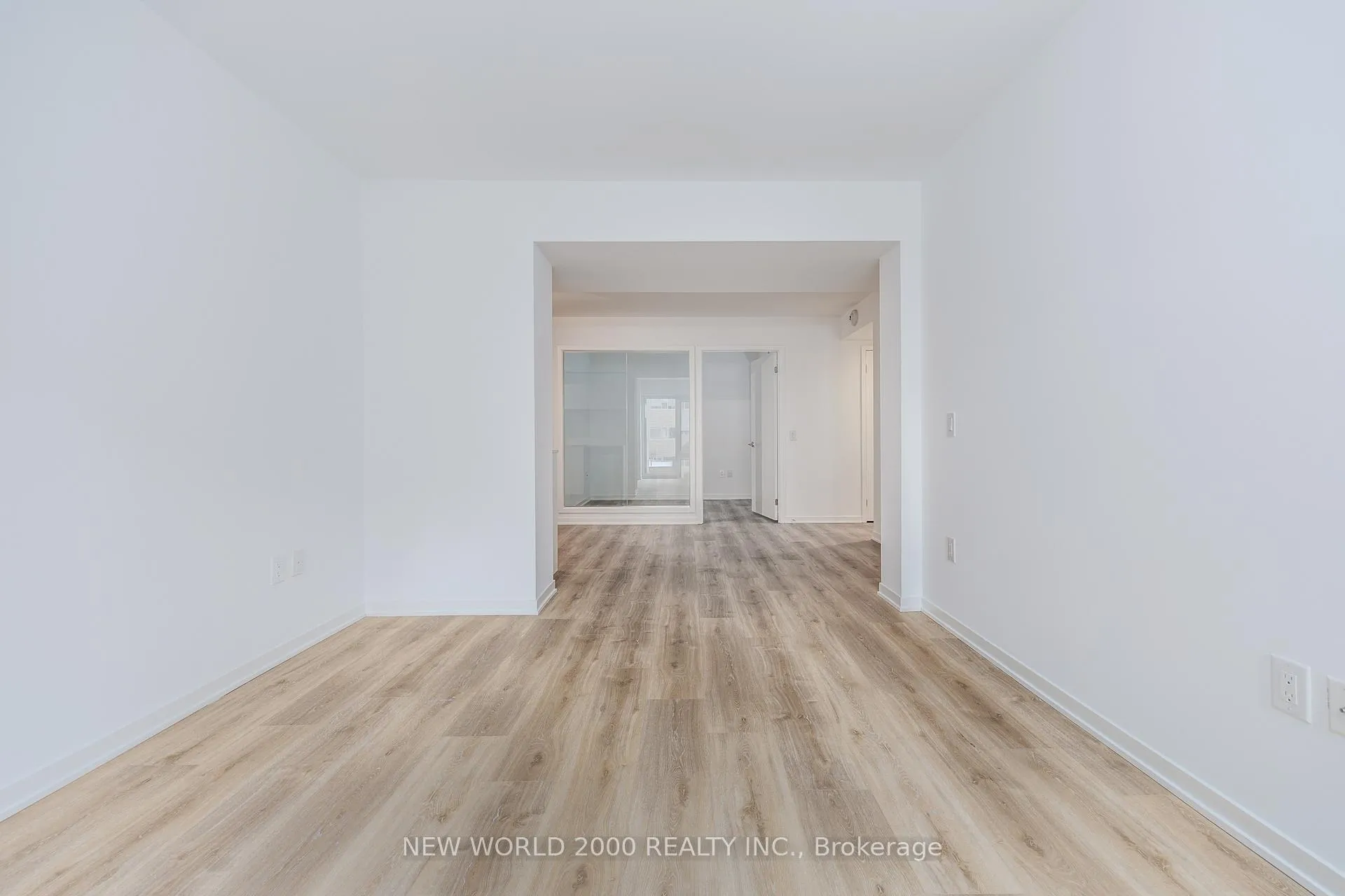 Photo 15 of Unit 2002, 101 Roehampton Avenue, Toronto, Mount Pleasant West — HOMEH