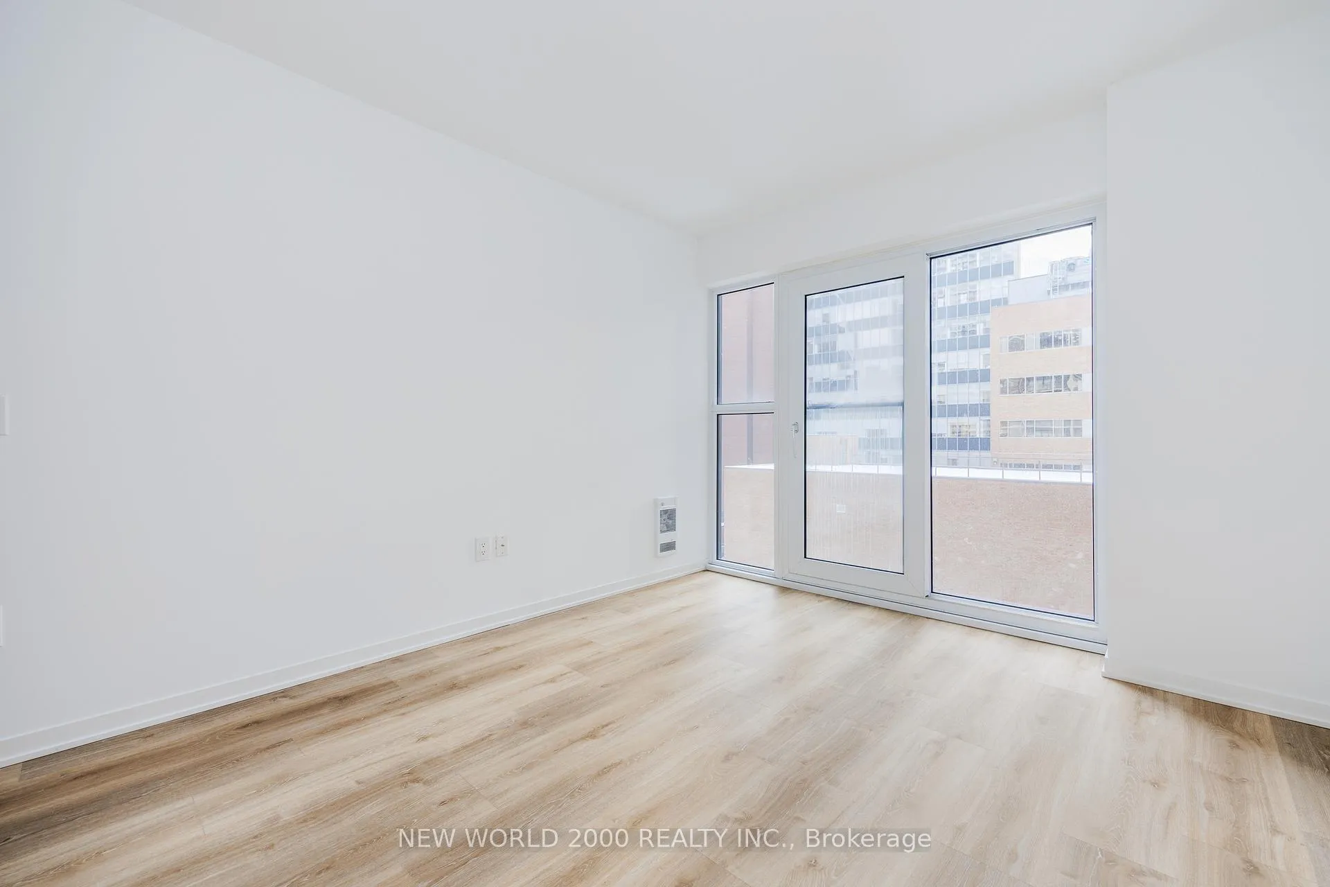 Photo 18 of Unit 2002, 101 Roehampton Avenue, Toronto, Mount Pleasant West — HOMEH