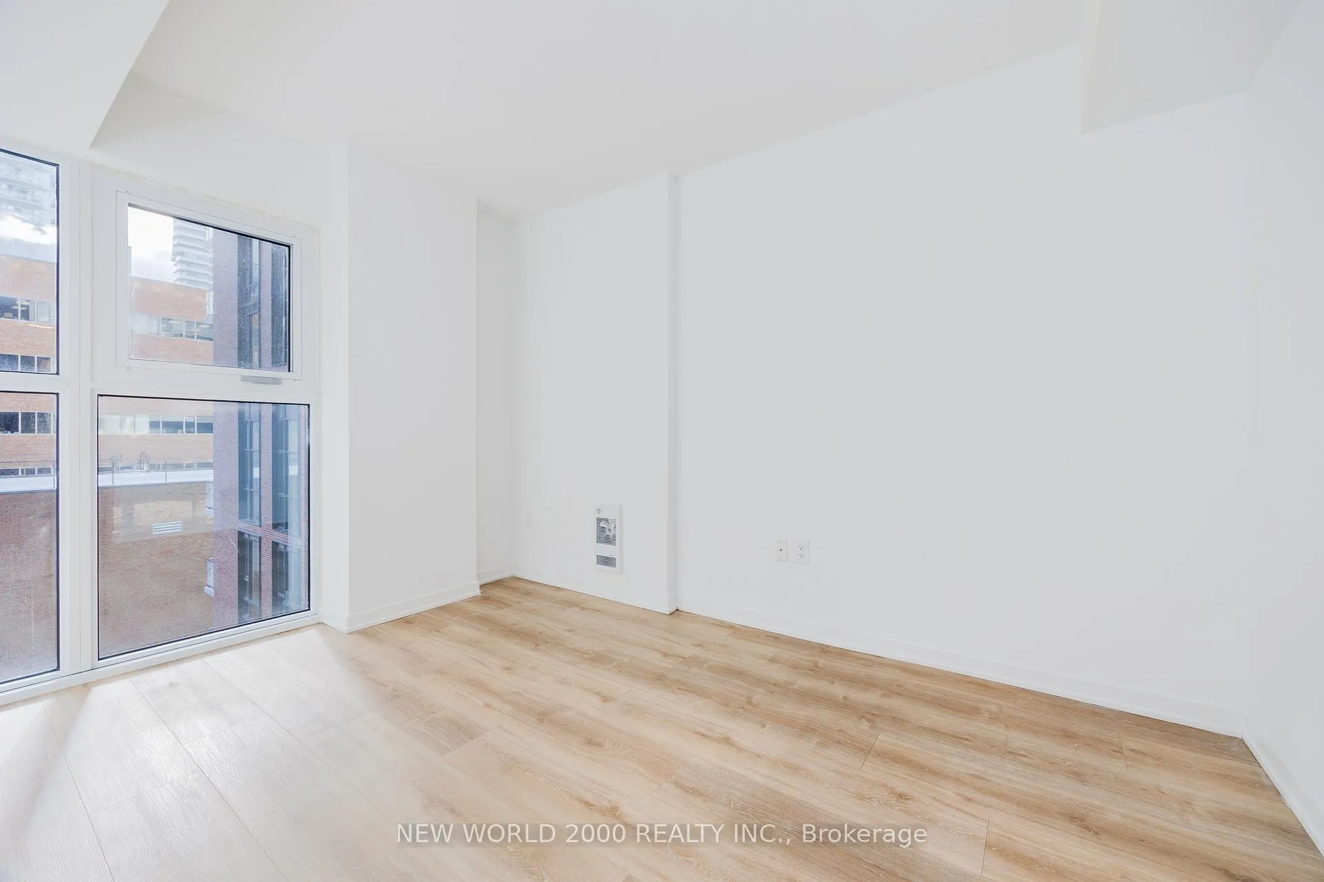 Photo 21 of Unit 2002, 101 Roehampton Avenue, Toronto, Mount Pleasant West — HOMEH