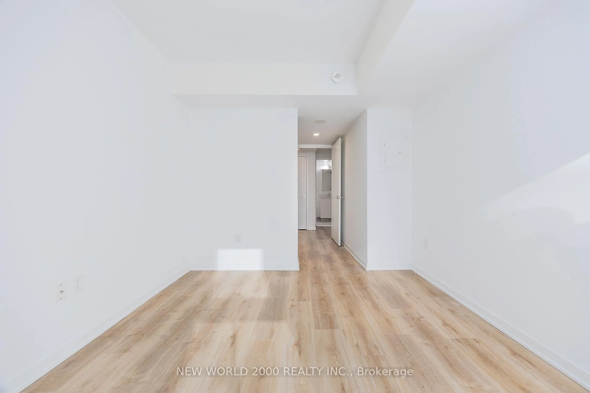 Photo 22 of Unit 2002, 101 Roehampton Avenue, Toronto, Mount Pleasant West — HOMEH