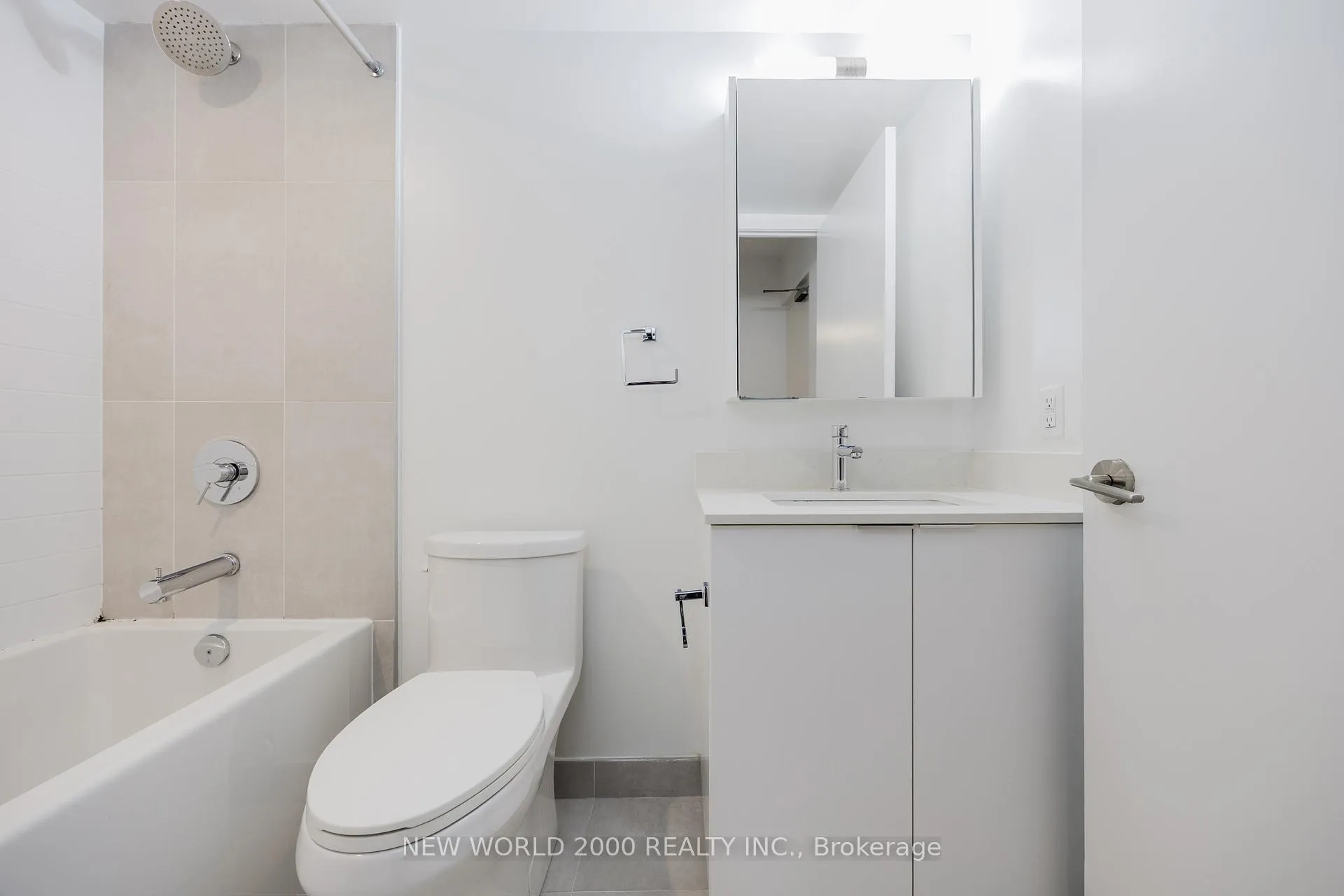 Photo 25 of Unit 2002, 101 Roehampton Avenue, Toronto, Mount Pleasant West — HOMEH