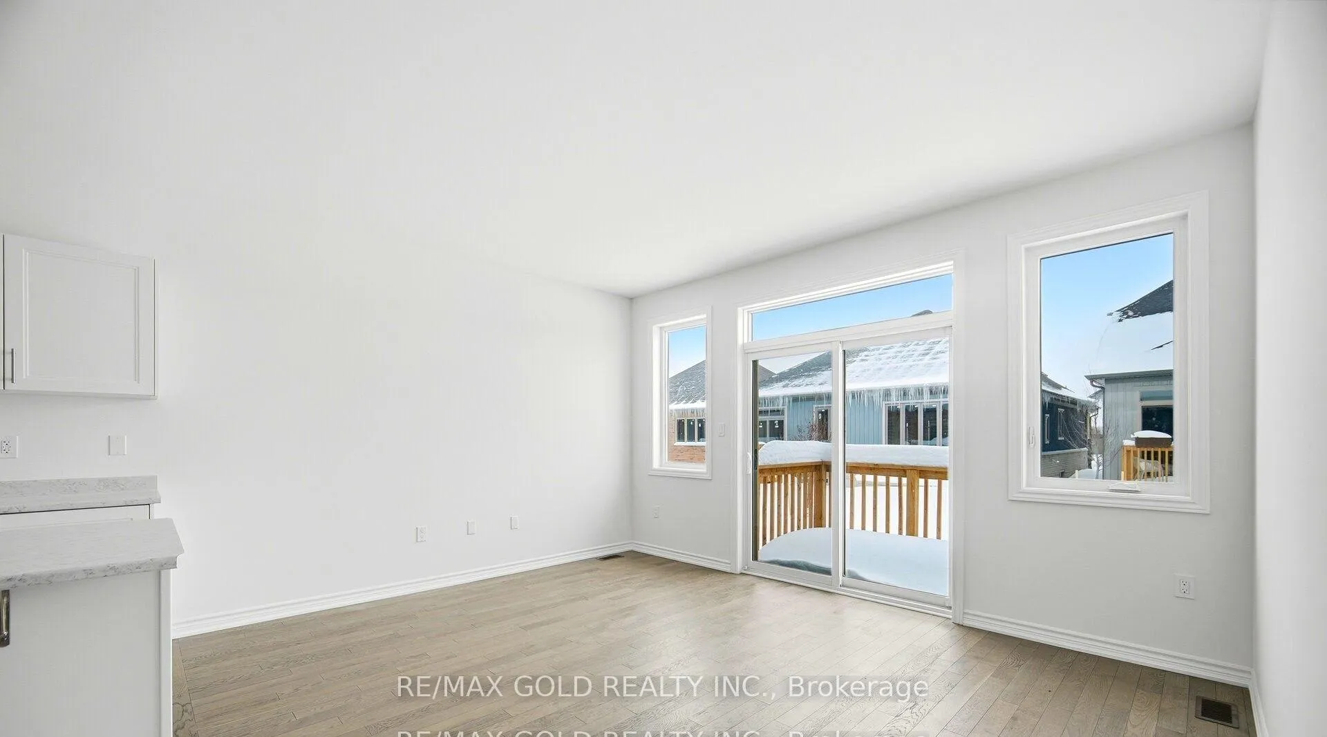 Photo 6 of 251 Wilcox Drive, Clearview, Stayner — HOMEH
