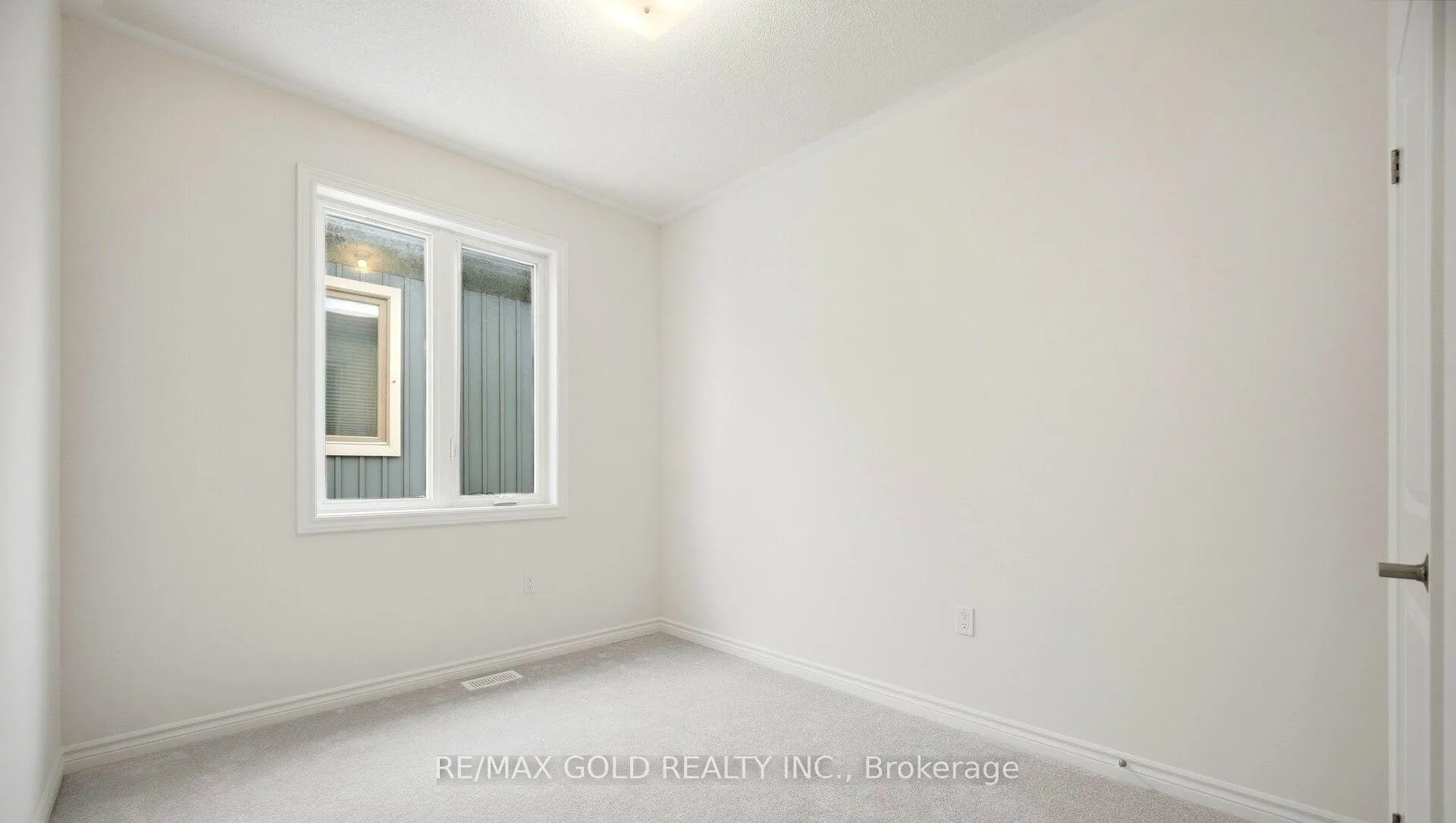 Photo 11 of 251 Wilcox Drive, Clearview, Stayner — HOMEH