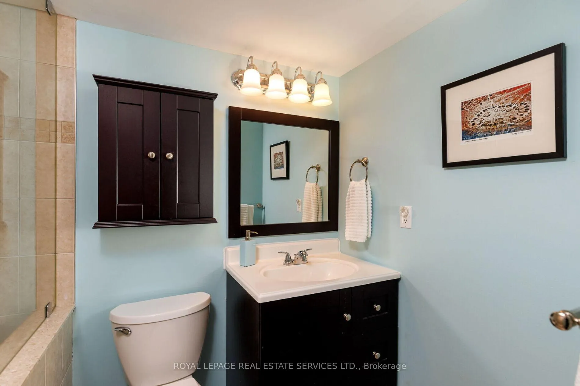 Photo 18 of Unit 401, 100 Quebec Avenue, Toronto, High Park North — HOMEH